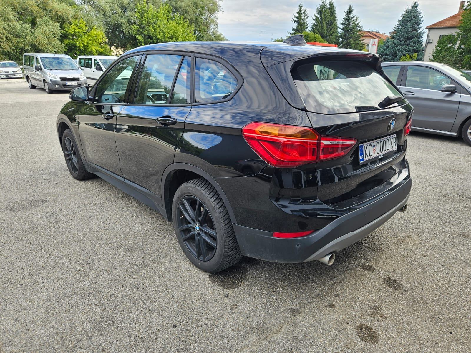 BMW X1 sDrive18d, fotografija 6