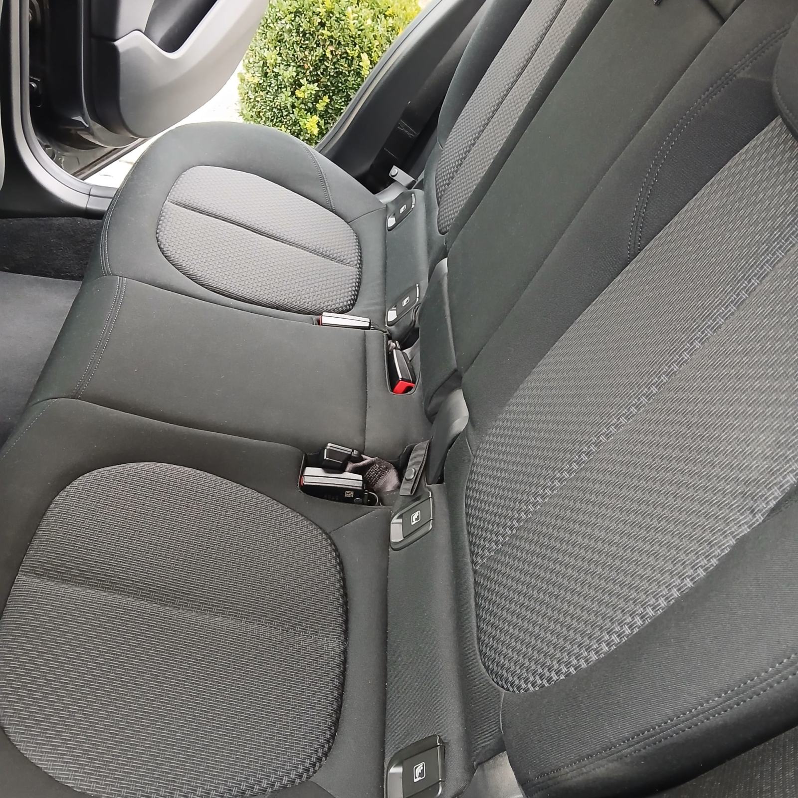 BMW X1 sDrive18d, fotografija 4