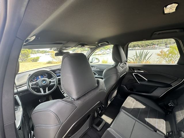 BMW X1 sDrive18d, fotografija 8