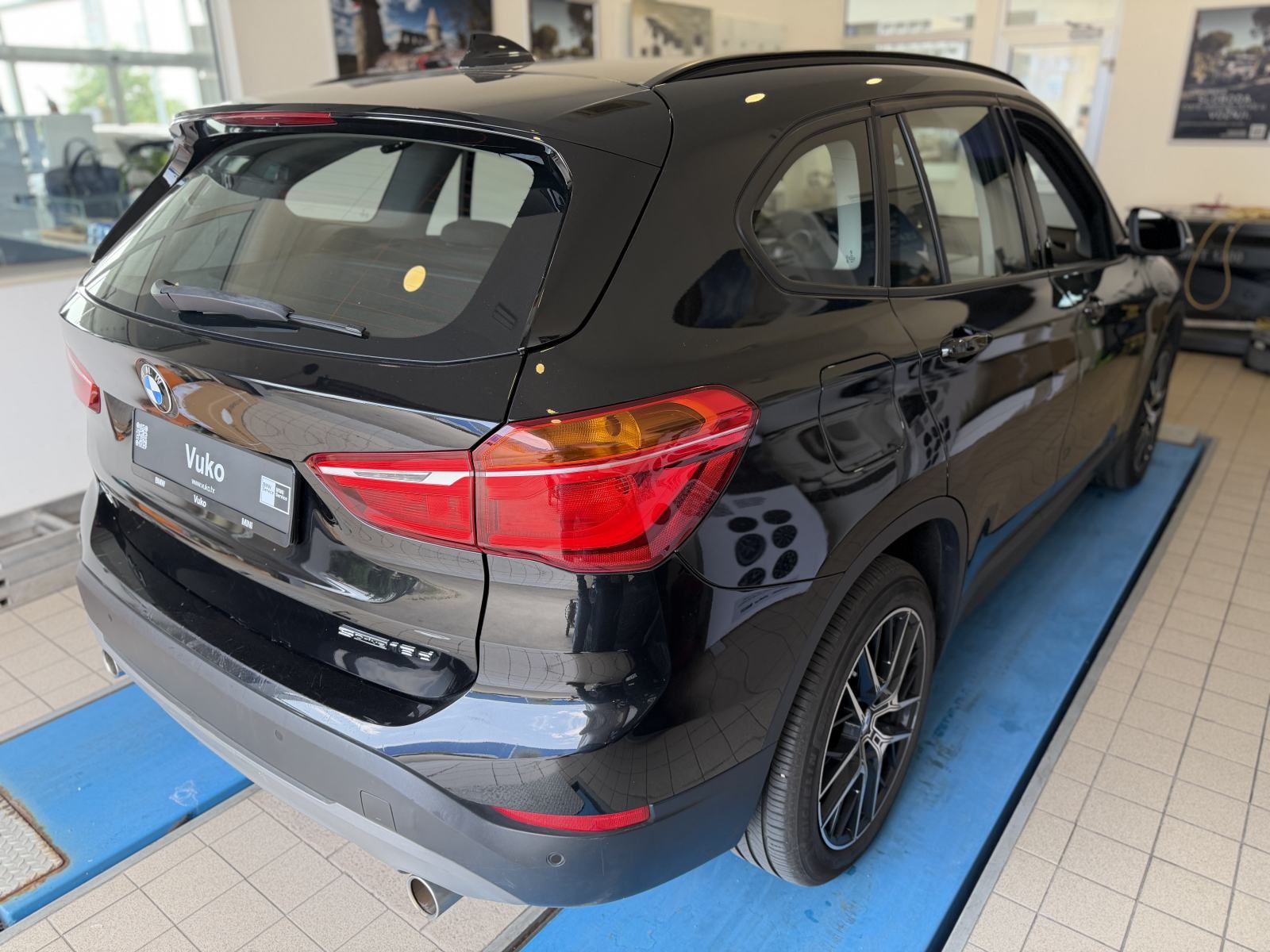 BMW X1 sDrive18d, fotografija 6