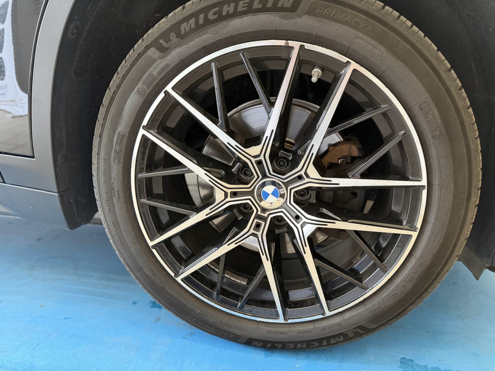 BMW X1 sDrive18d, fotografija 15