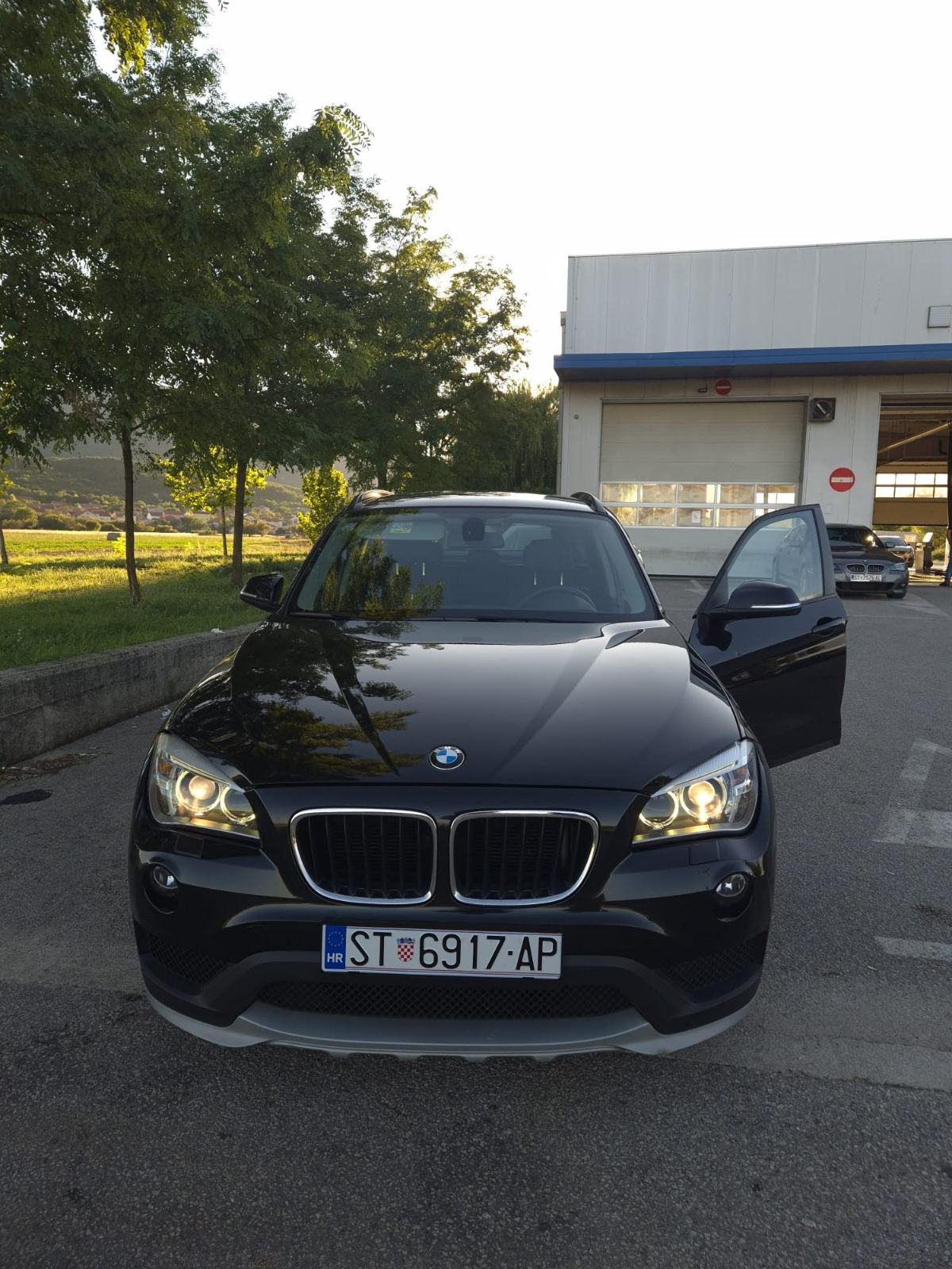 BMW X1 sDrive18d 2014 Facelift, pogled izvana - slika 1
