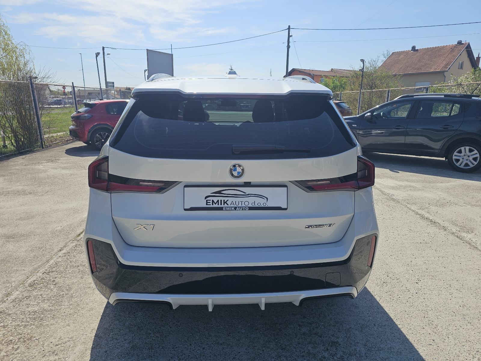 BMW X1 sDrive18i M-Sport*5/2025 g.*22000km*Garancija 7 godina*, fotografija 6