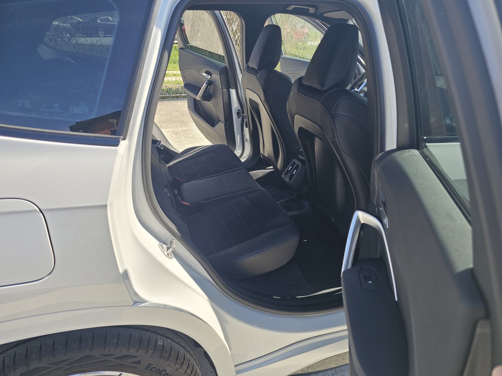 BMW X1 sDrive18i M-Sport*5/2025 g.*22000km*Garancija 7 godina*, fotografija 12