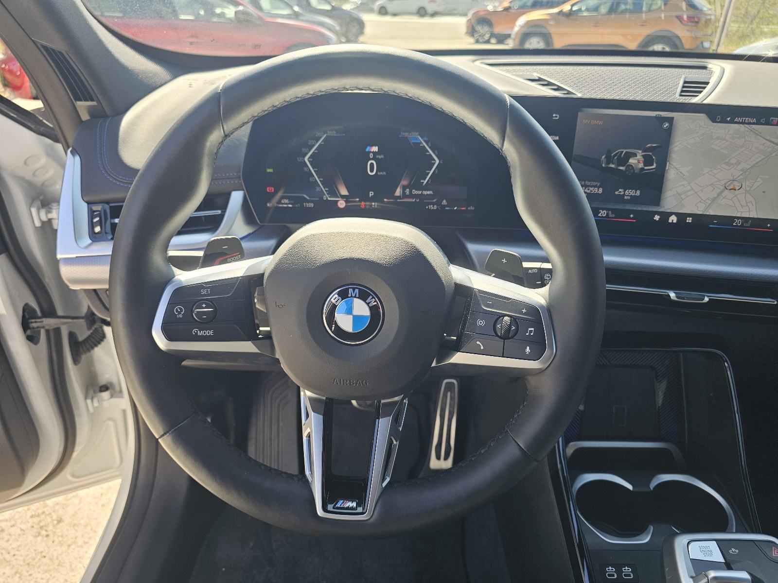 BMW X1 sDrive18i M-Sport*5/2025 g.*22000km*Garancija 7 godina*, fotografija 17