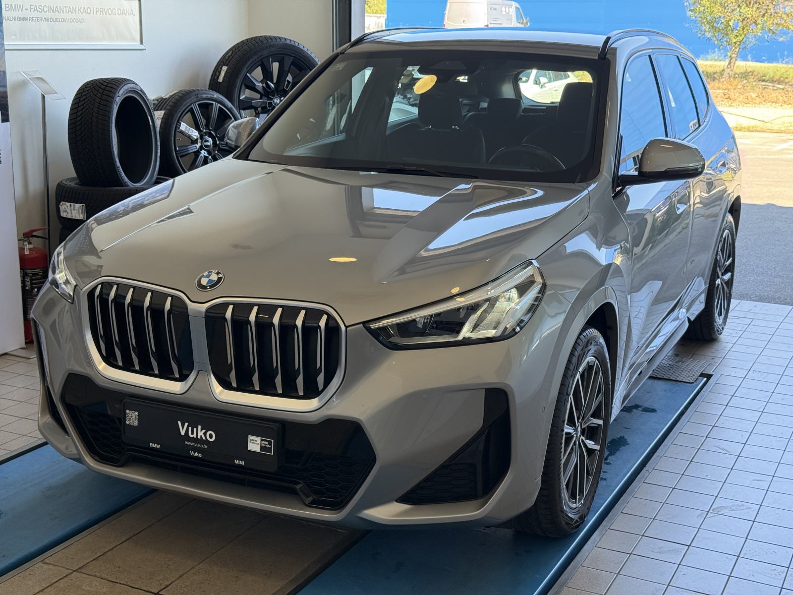BMW X1 sDrive18i, fotografija 2