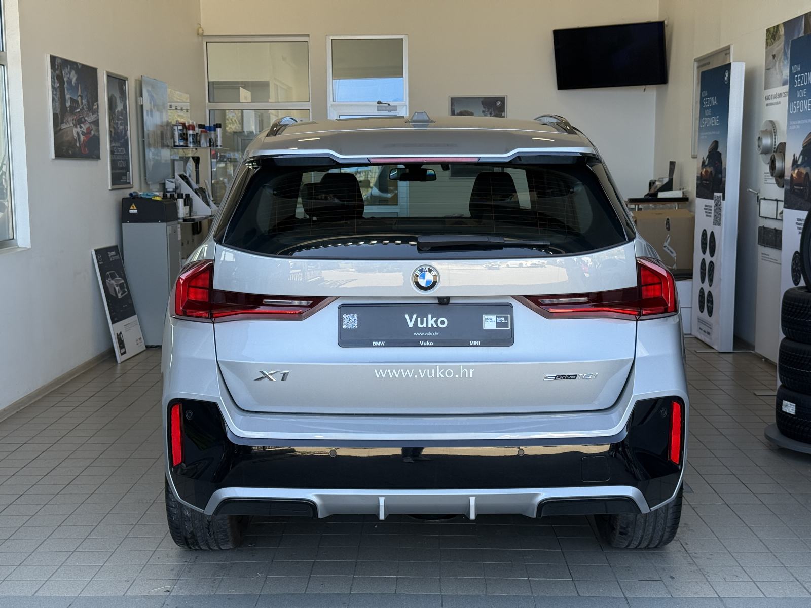 BMW X1 sDrive18i, fotografija 4