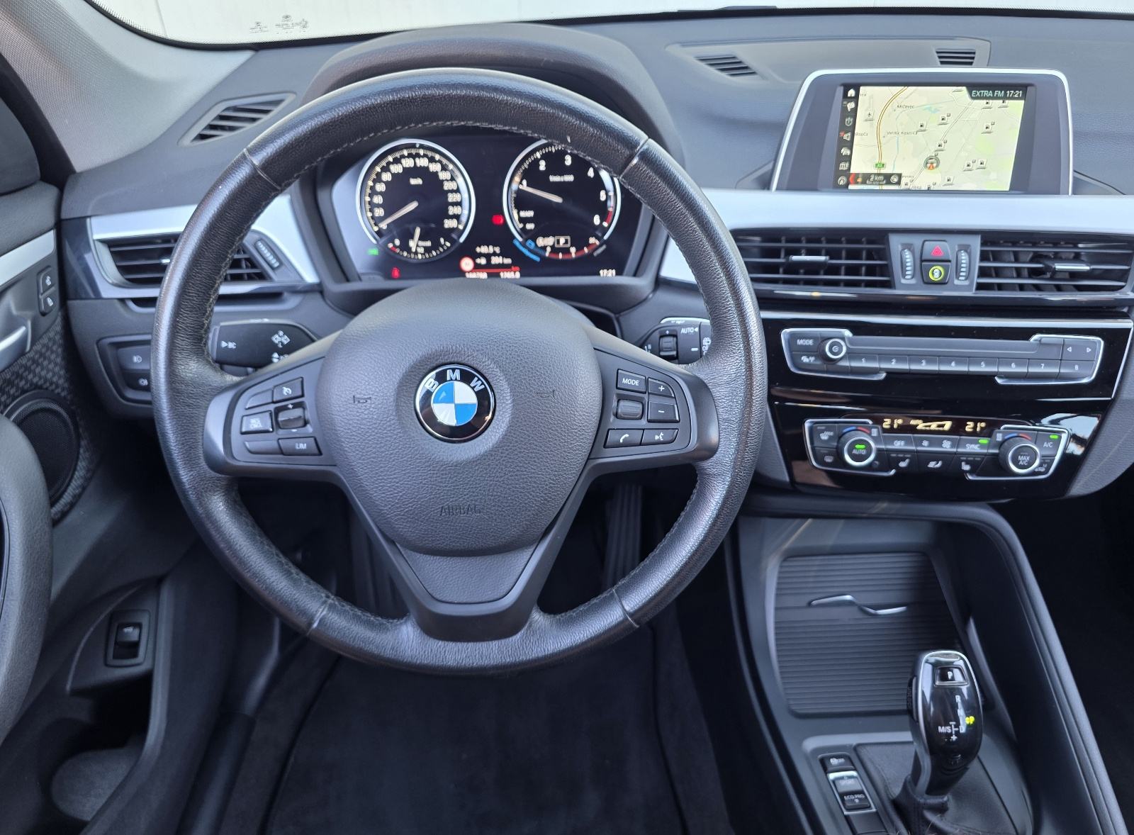 BMW X1 sDrive20d AUTOMATIK ● FULL LED ● NAVIGACIJA ● reg. 8/27 ● KUKA, fotografija 13