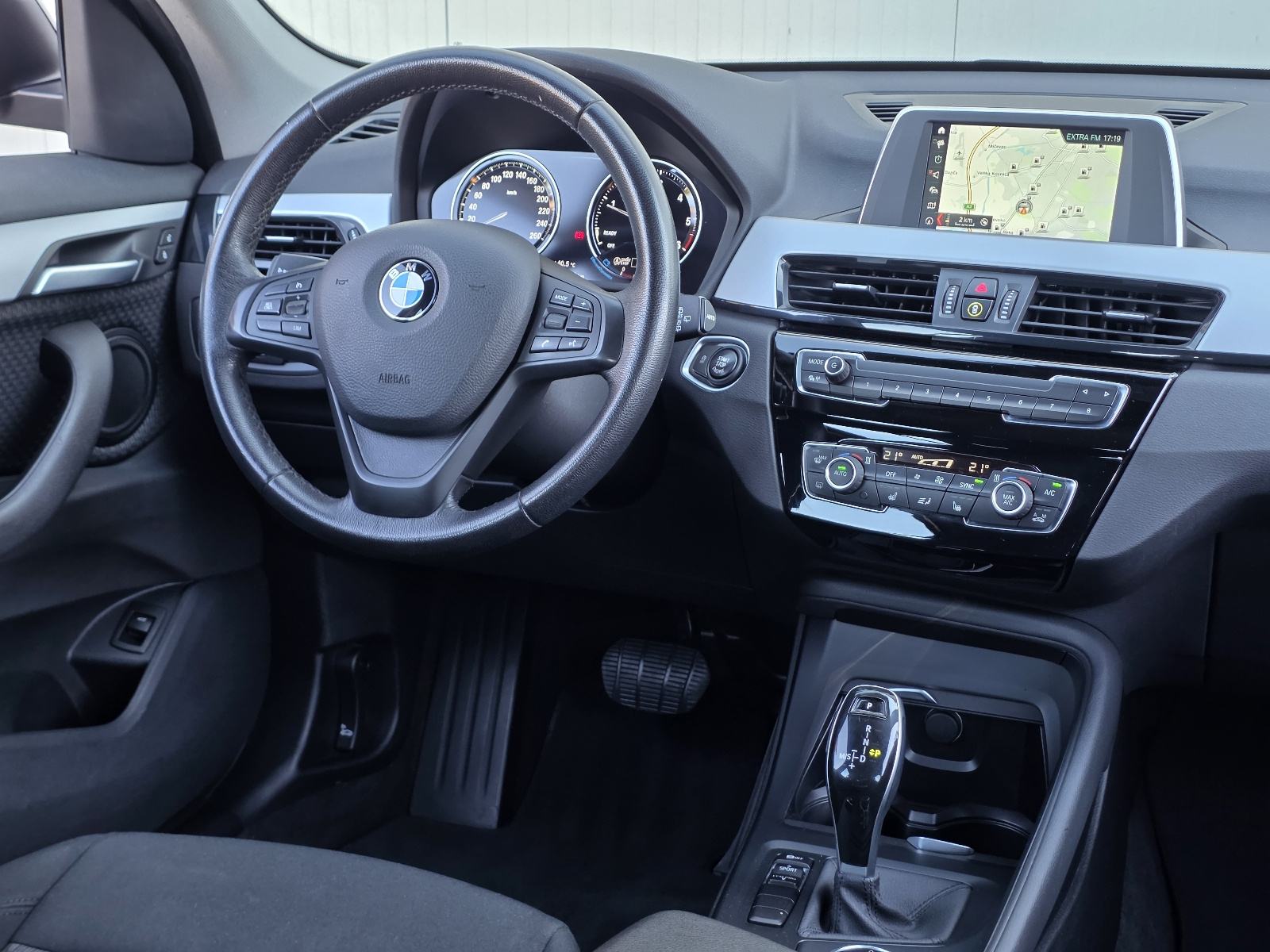 BMW X1 sDrive20d AUTOMATIK ● FULL LED ● NAVIGACIJA ● reg. 8/27 ● KUKA, fotografija 15