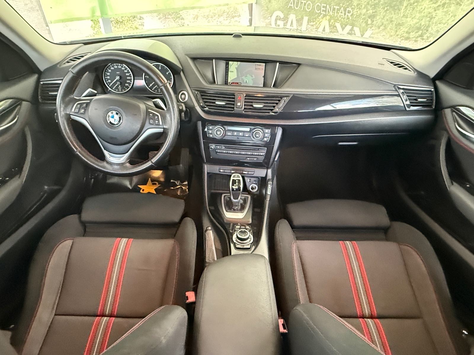 BMW X1 sDrive20d automatik ## uredno servisiran##, fotografija 12