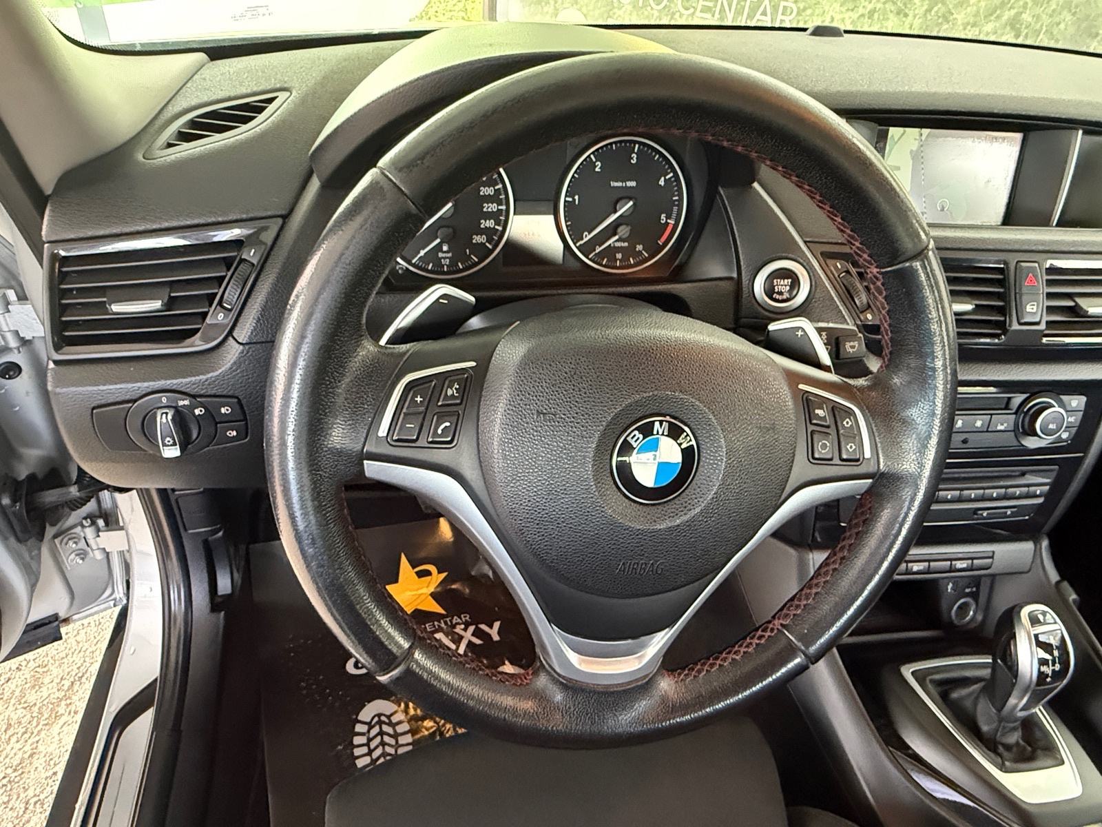 BMW X1 sDrive20d automatik ## uredno servisiran##, fotografija 15