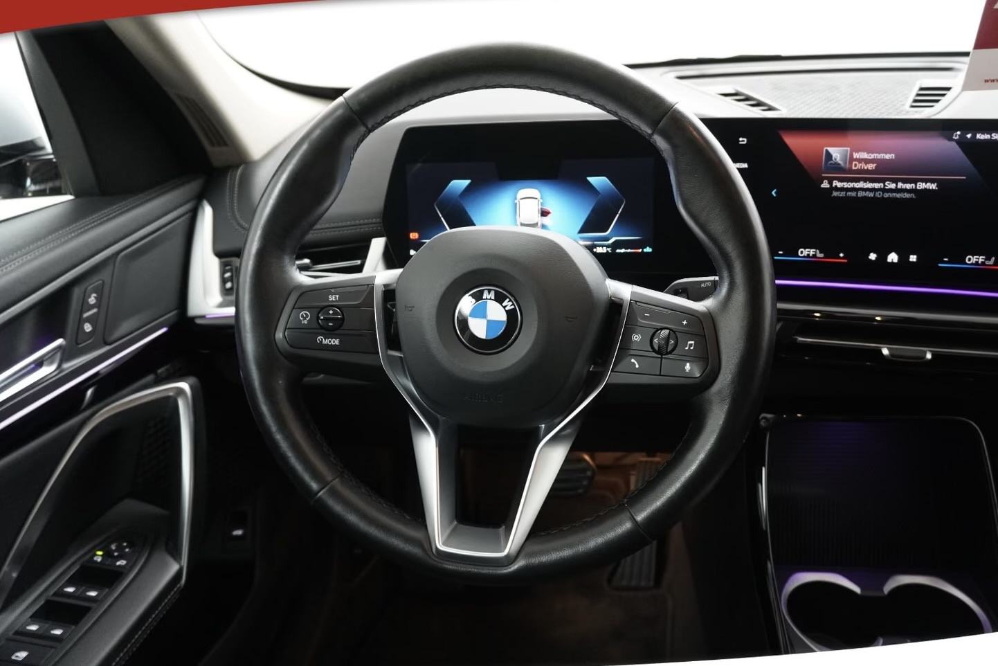 BMW X1 sDrive20i automatik, fotografija 10