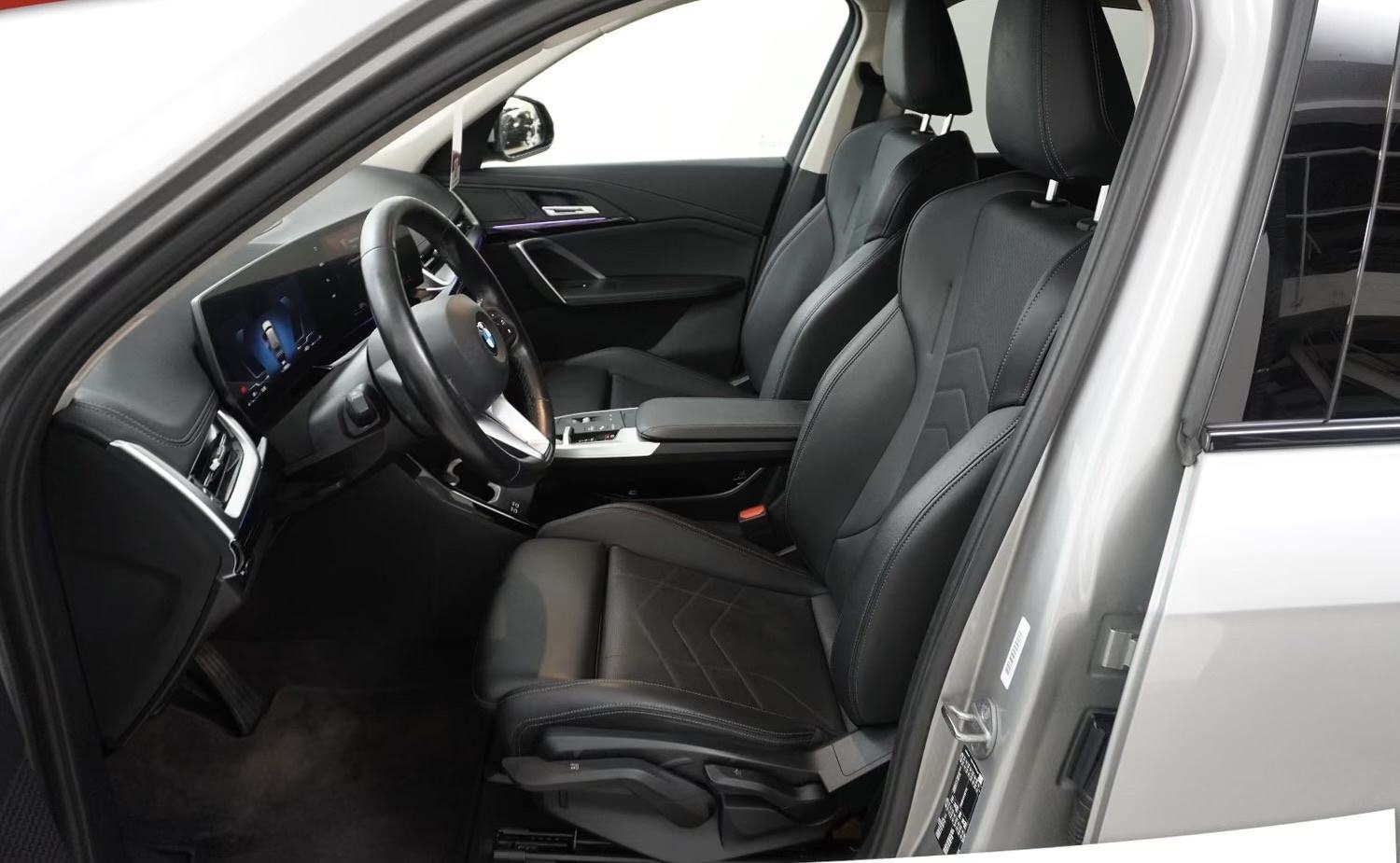 BMW X1 sDrive20i automatik, fotografija 12