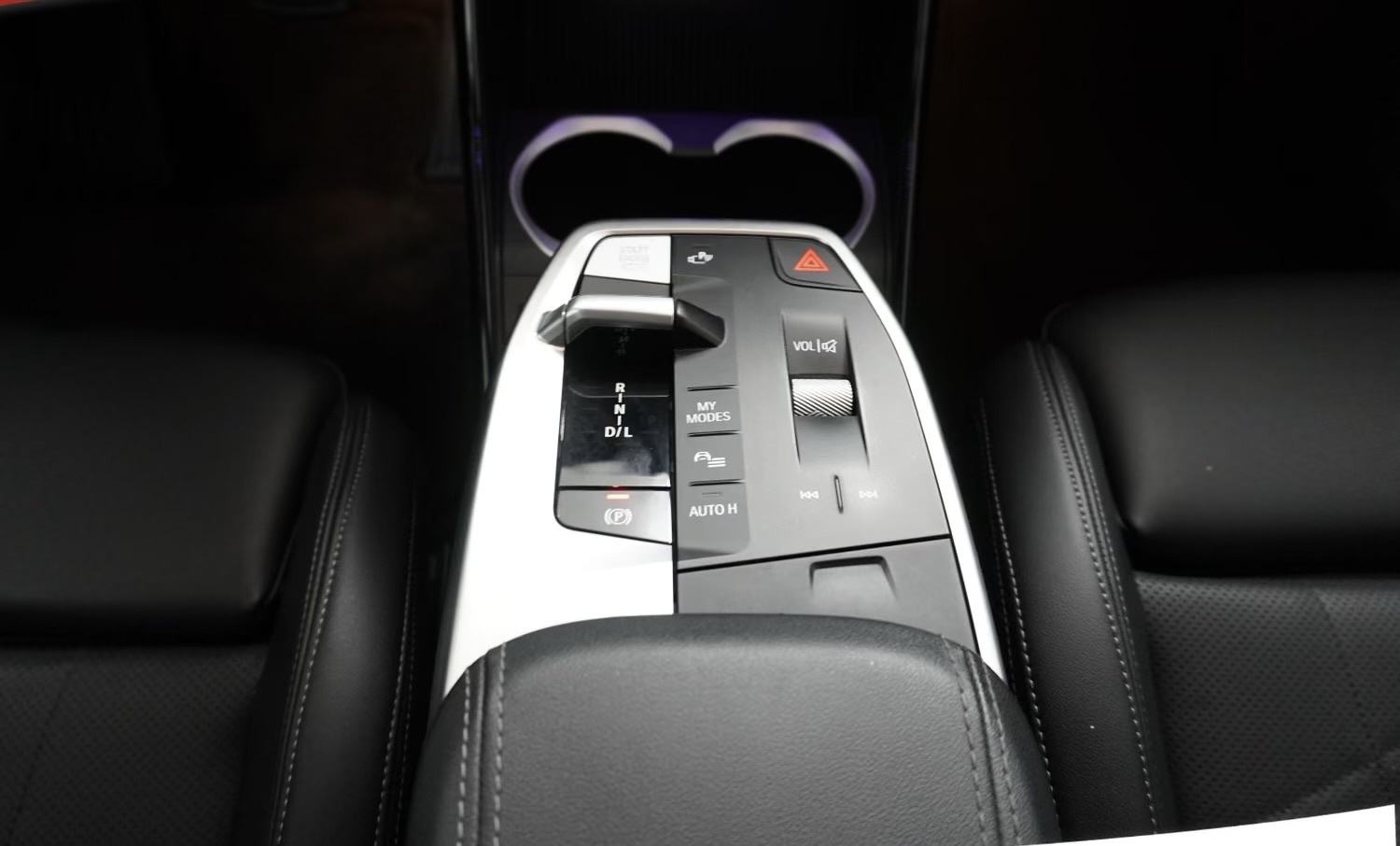 BMW X1 sDrive20i automatik, fotografija 14