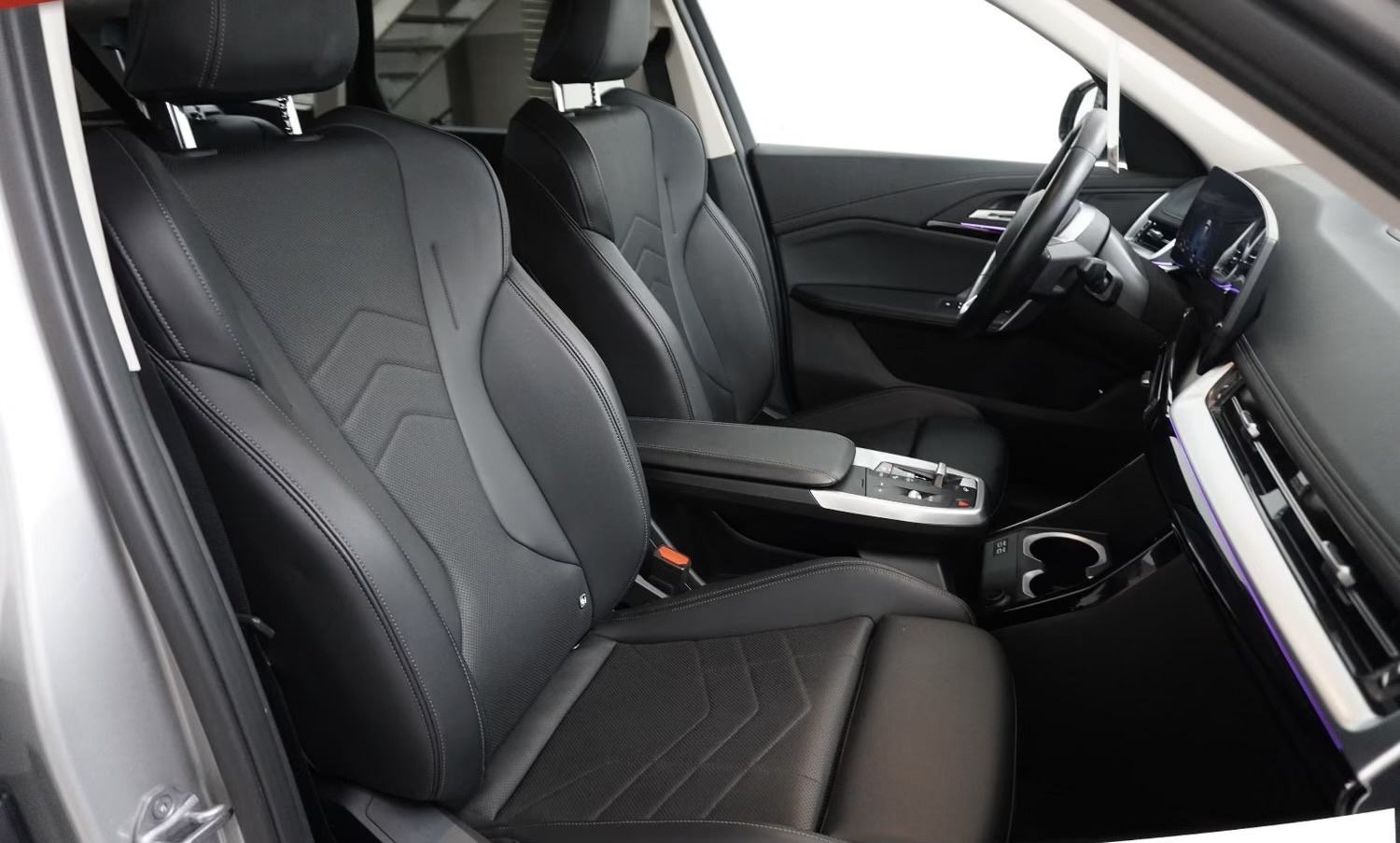 BMW X1 sDrive20i automatik, fotografija 18