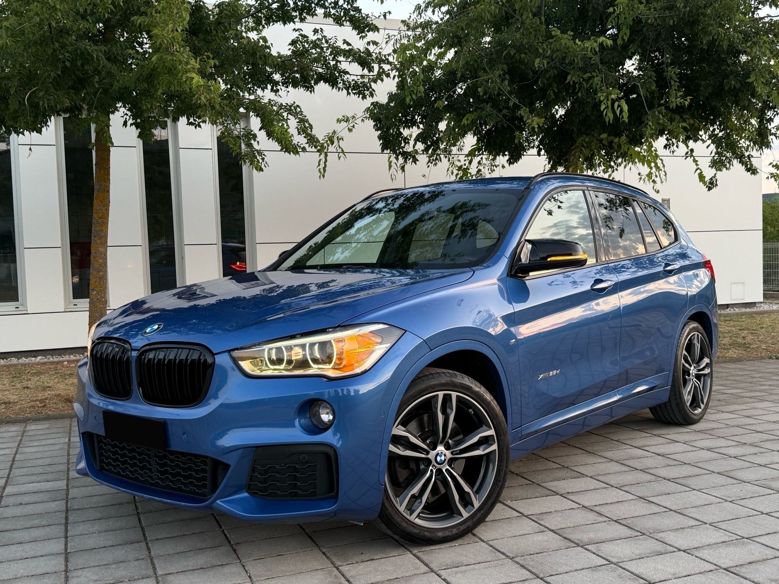 BMW X1 25d Xdrive AUTOMATIK, M paket, Head up, Full led, Keyless, fotografija 2