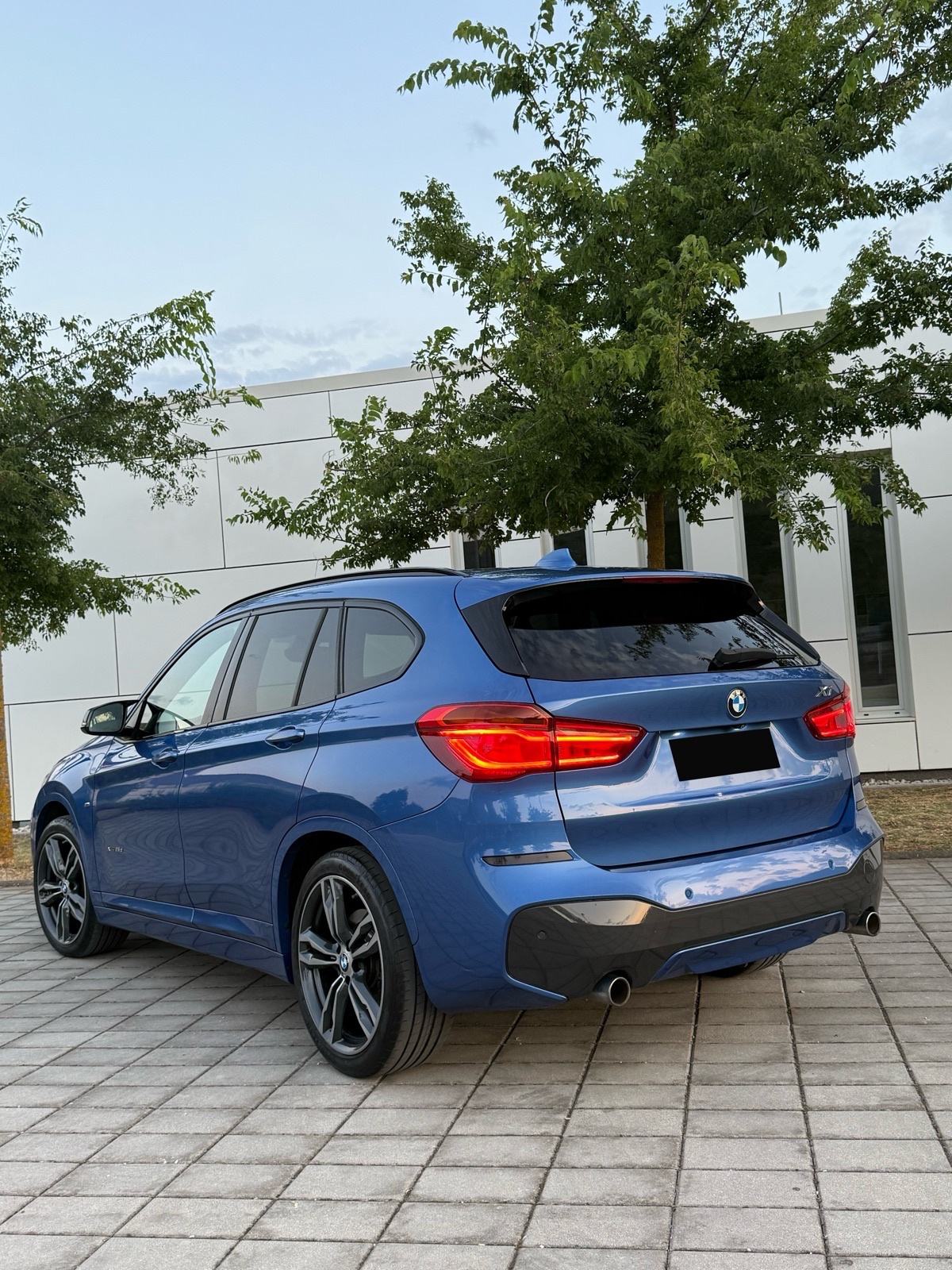 BMW X1 25d Xdrive AUTOMATIK, M paket, Head up, Full led, Keyless, fotografija 9