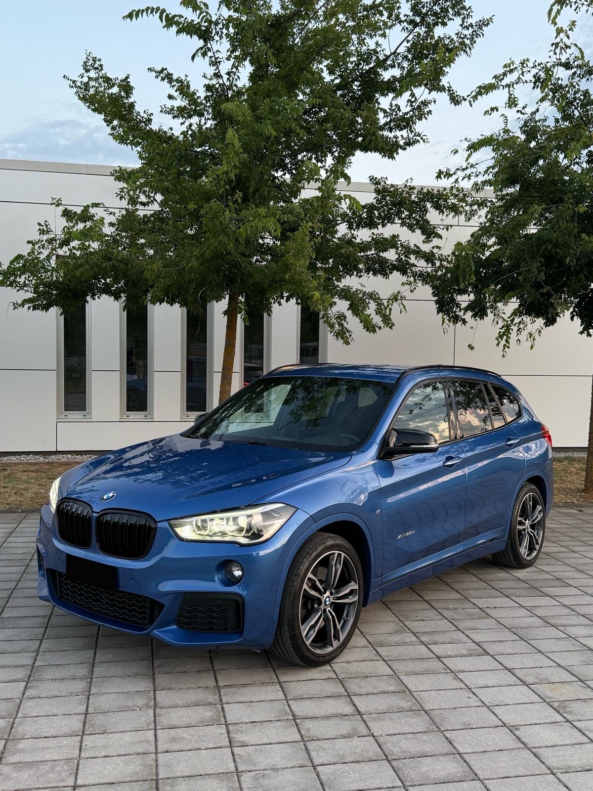 BMW X1 25d Xdrive AUTOMATIK, M paket, Head up, Full led, Keyless, fotografija 3