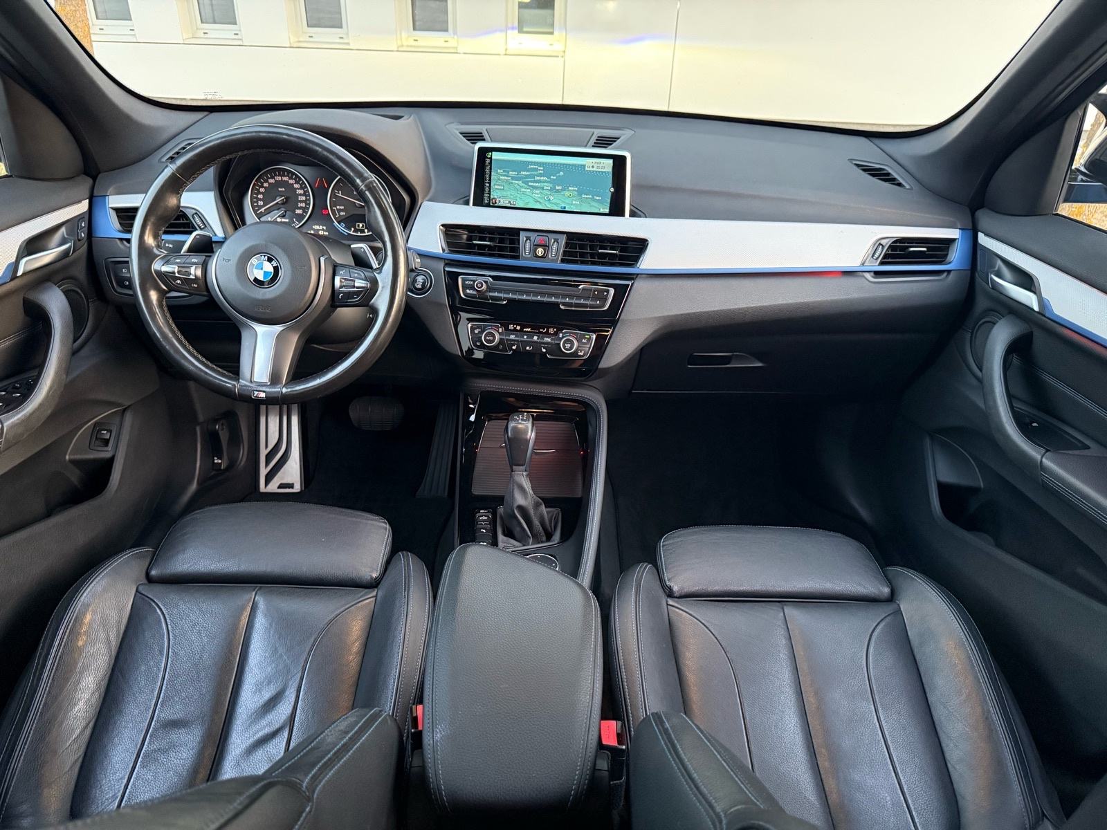 BMW X1 25d Xdrive AUTOMATIK, M paket, Head up, Full led, Keyless, fotografija 12