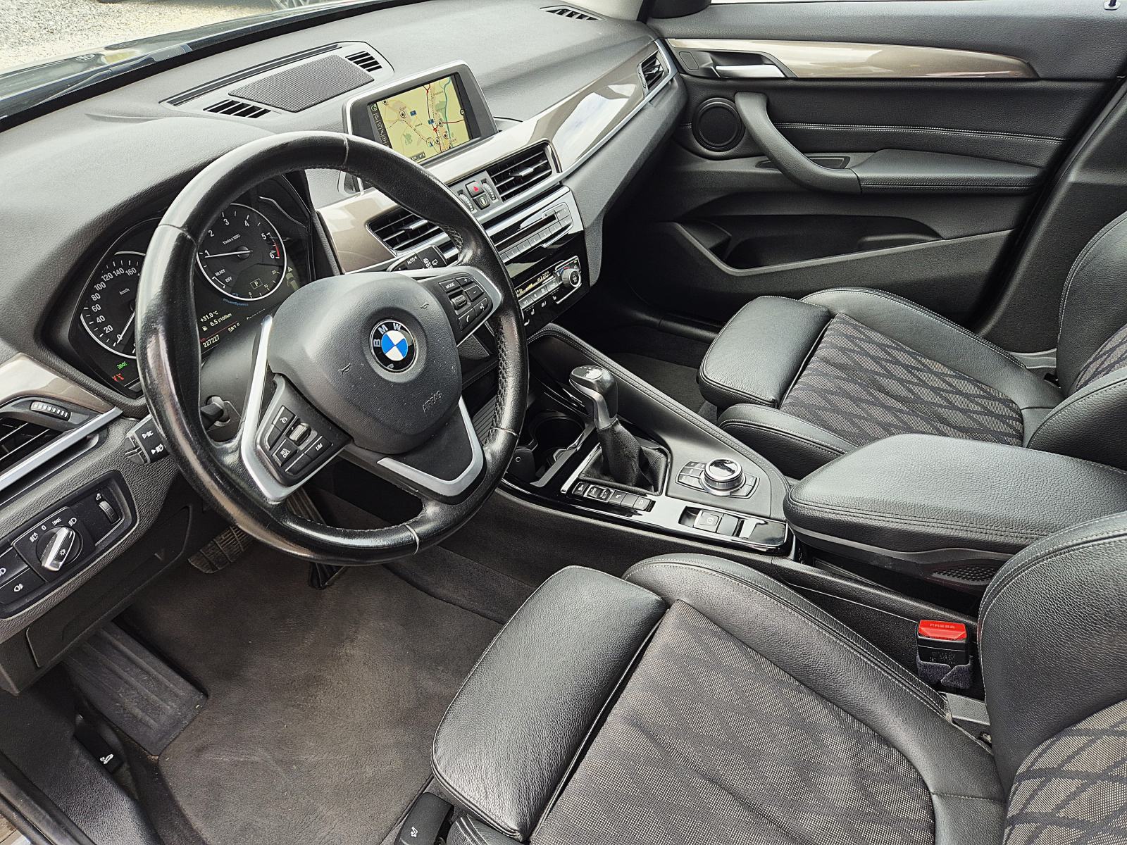 BMW X1 X- DRIVE 18D automatik**REG 07/27**NAVI**LED**ALU 18**PDC**, fotografija 11