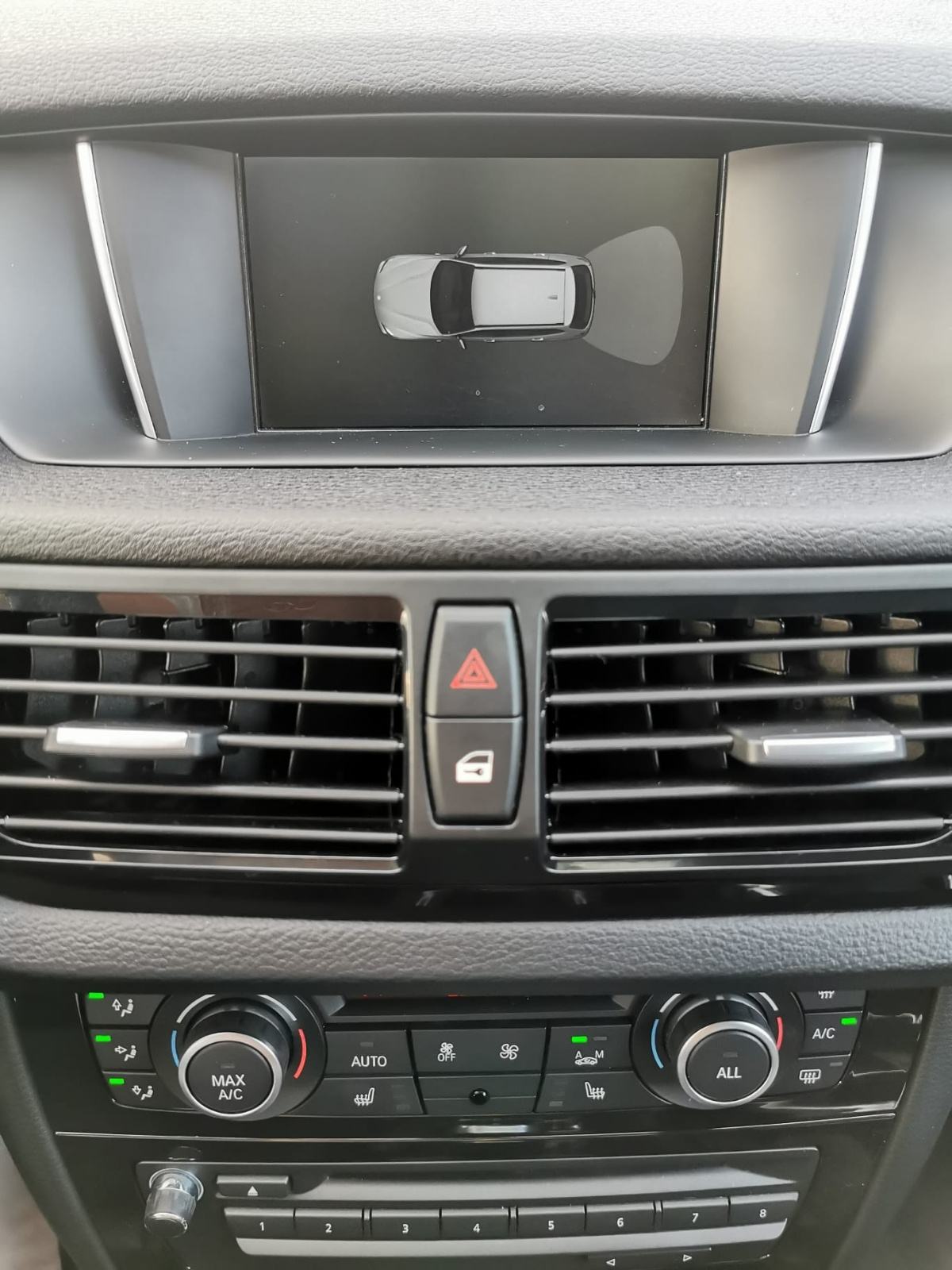 BMW X1 X-Drive 20i automatik *74,000 km*, fotografija 18