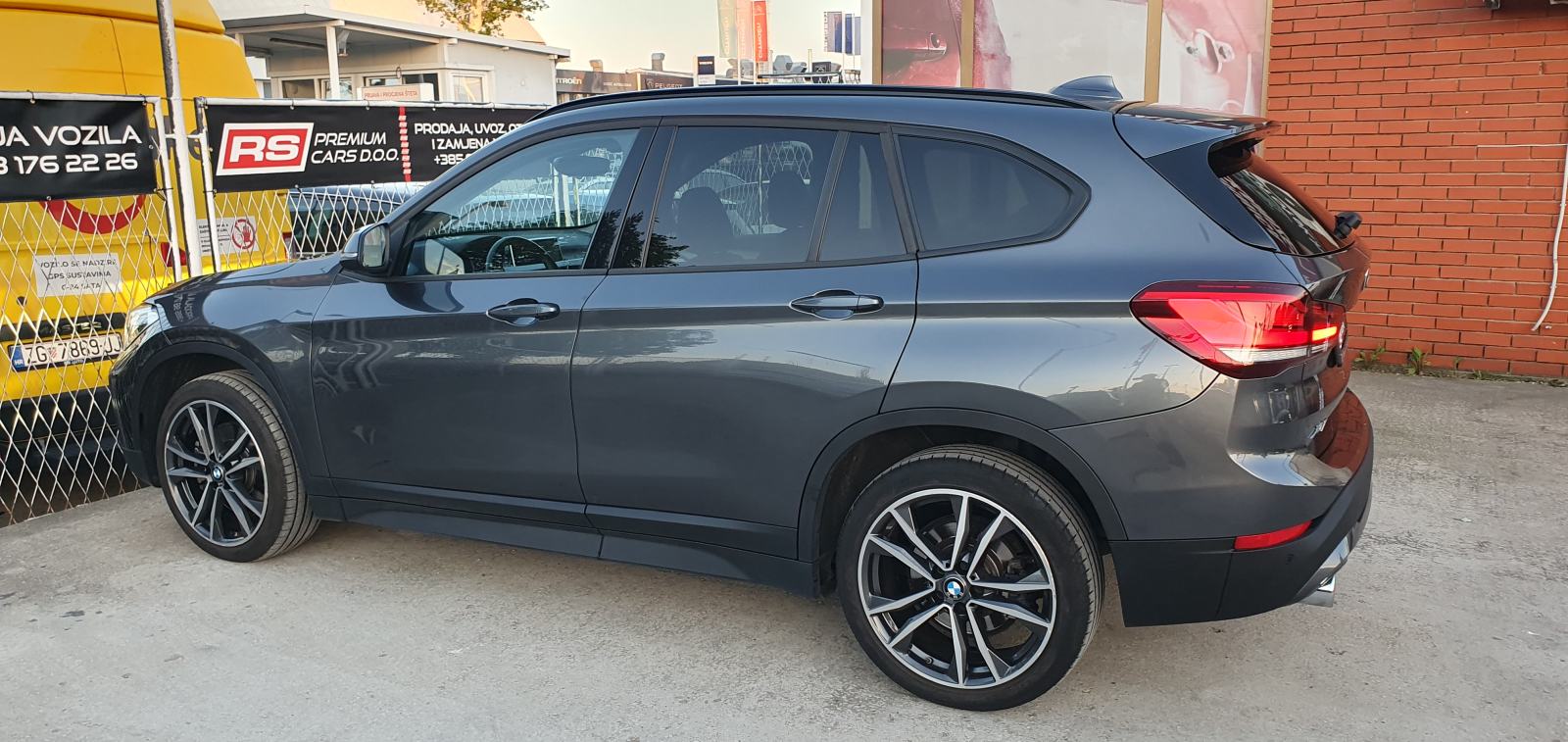 BMW X1 xDrive 190KS 4x4, AUTOMATIK, FULL LED, NAVI, ALU 19, KLIMA, PDC, fotografija 16