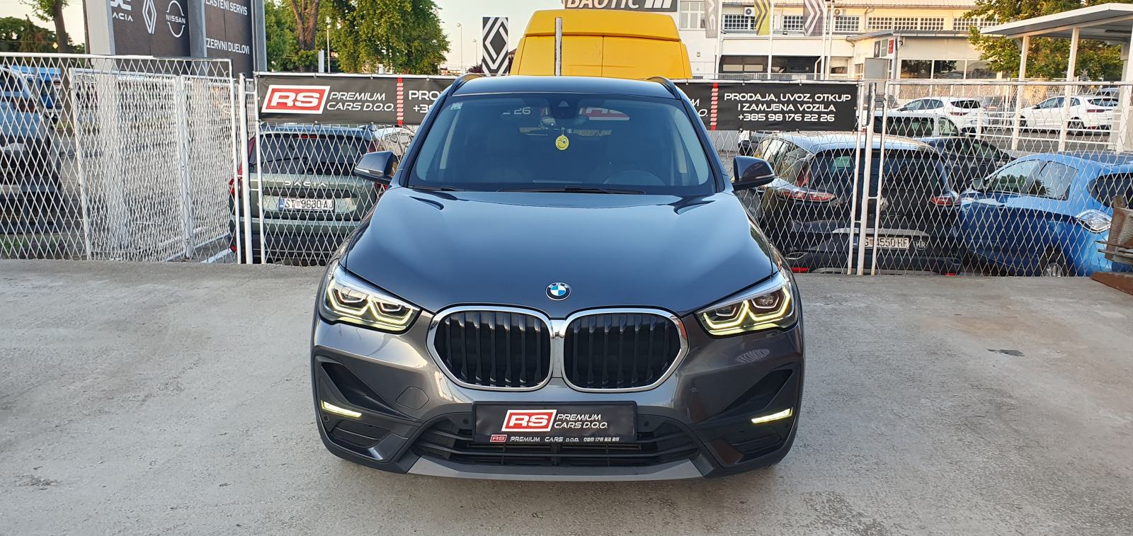 BMW X1 xDrive 190KS 4x4, AUTOMATIK, FULL LED, NAVI, ALU 19, KLIMA, PDC, fotografija 4