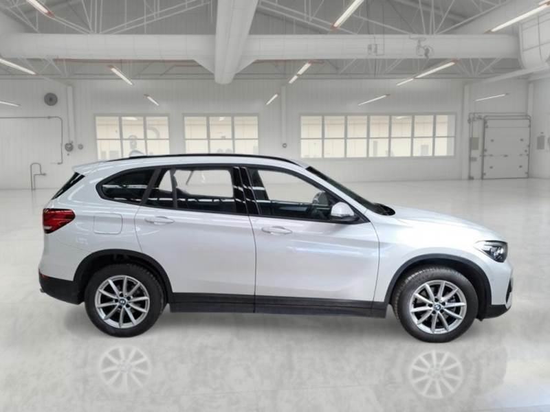 BMW X1 xDrive18d automatik *** LEASING BEZ UČEŠĆA *** rata 320 € ***, fotografija 5