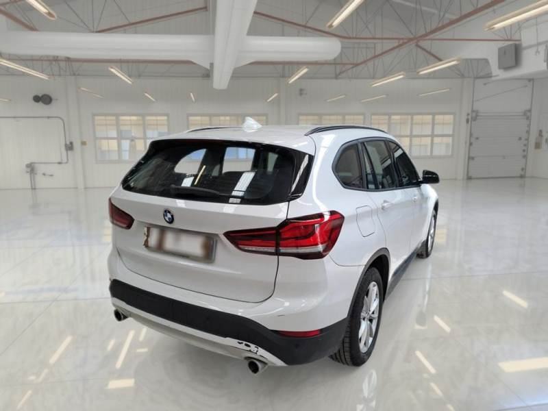 BMW X1 xDrive18d automatik *** LEASING BEZ UČEŠĆA *** rata 320 € ***, fotografija 3