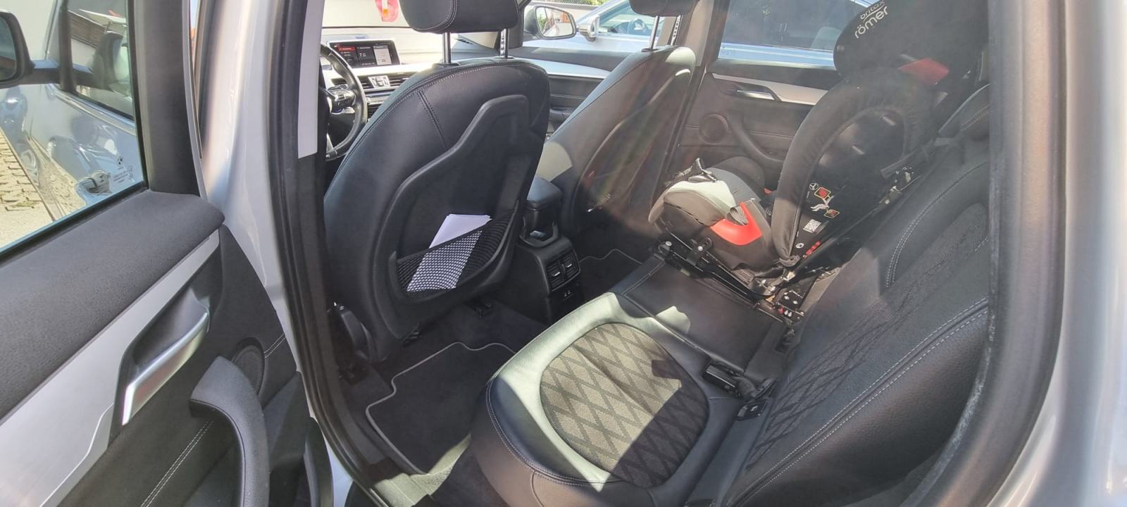 BMW X1 sDrive18d automatik,M-PAKET,MOGUCNOST LEASING/JAMSTVO,098519033, pogled izvana - slika 5