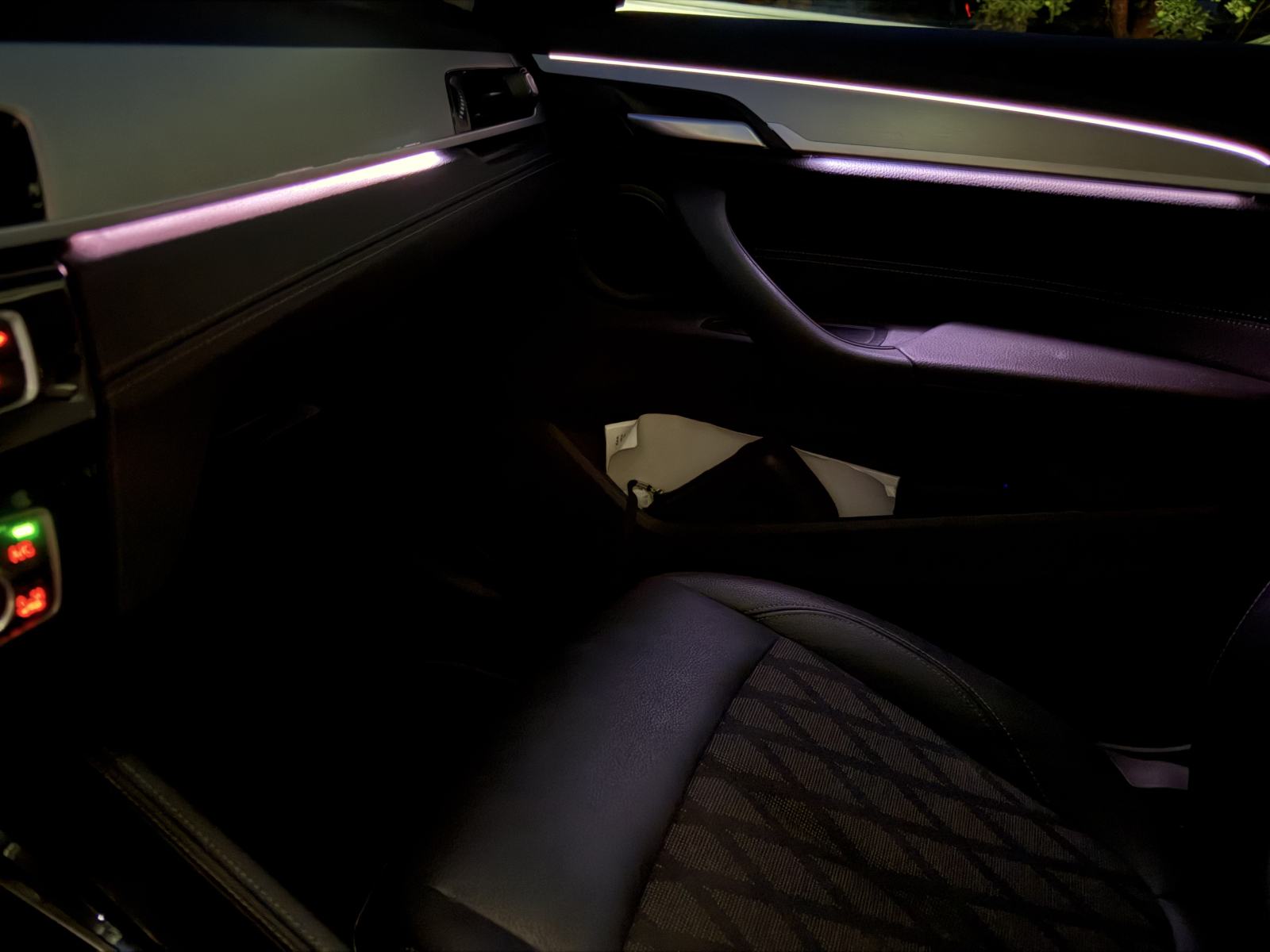BMW X1 sDrive18d automatik,M-PAKET,MOGUCNOST LEASING/JAMSTVO,098519033, fotografija 16