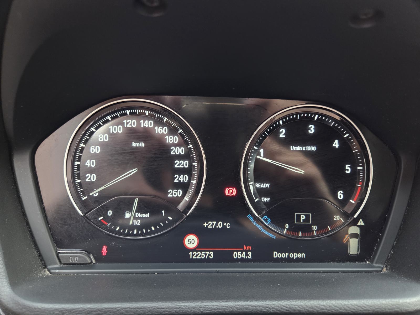 BMW X1 xDrive18d automatik, fotografija 2