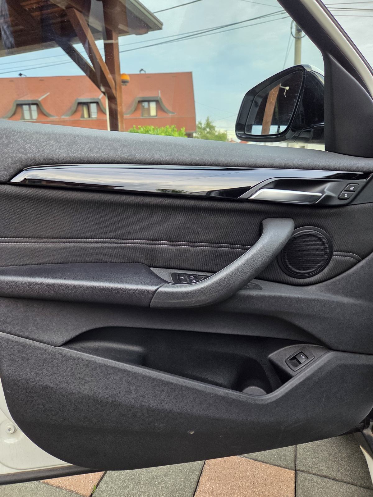 BMW X1 xDrive18d automatik, fotografija 6