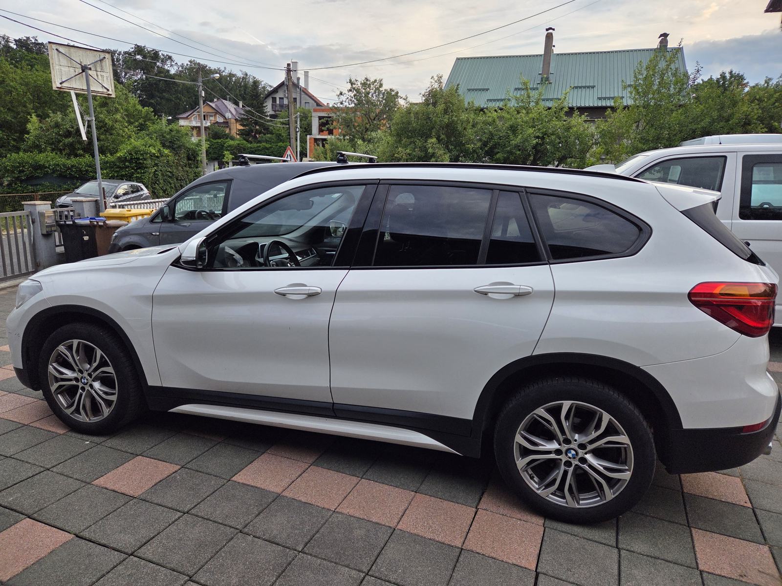 BMW X1 xDrive18d automatik, fotografija 13