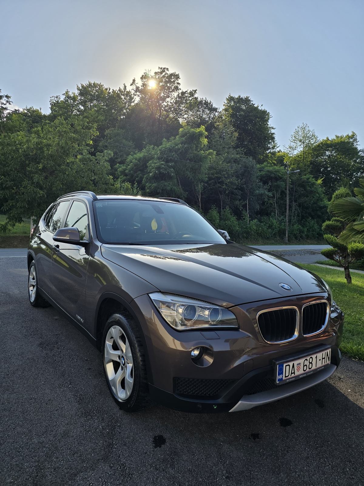 BMW X1 xDrive18d 4X4, automatik, navigacija, top, registriran, fotografija 1