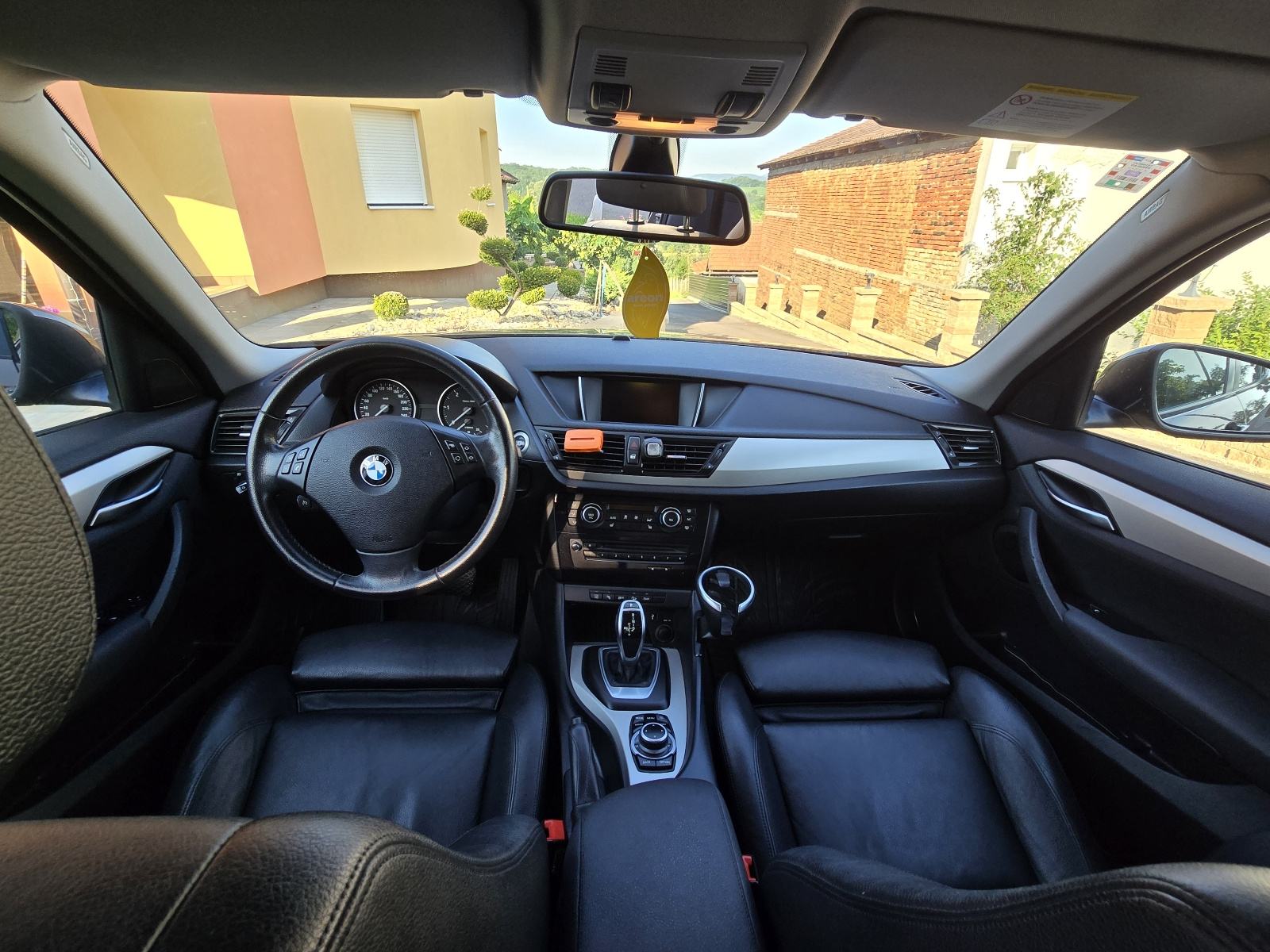BMW X1 xDrive18d 4X4, automatik, navigacija, top, registriran, fotografija 8