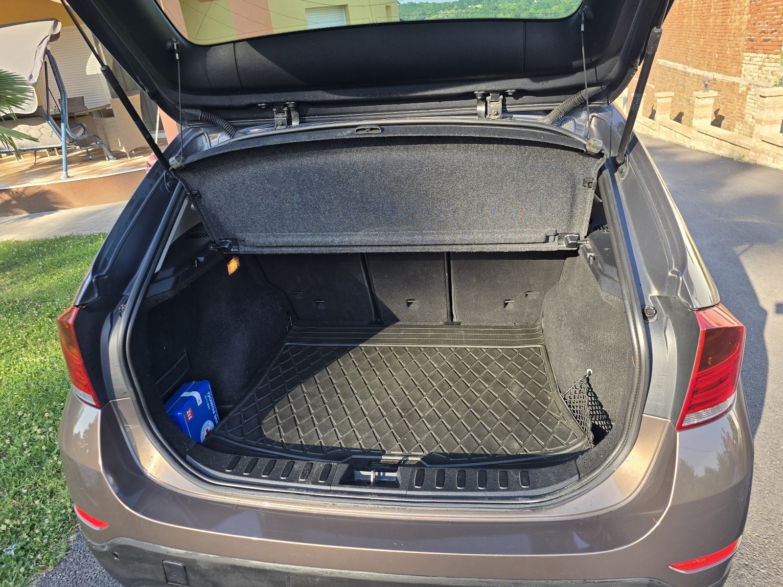 BMW X1 xDrive18d 4X4, automatik, navigacija, top, registriran, fotografija 11