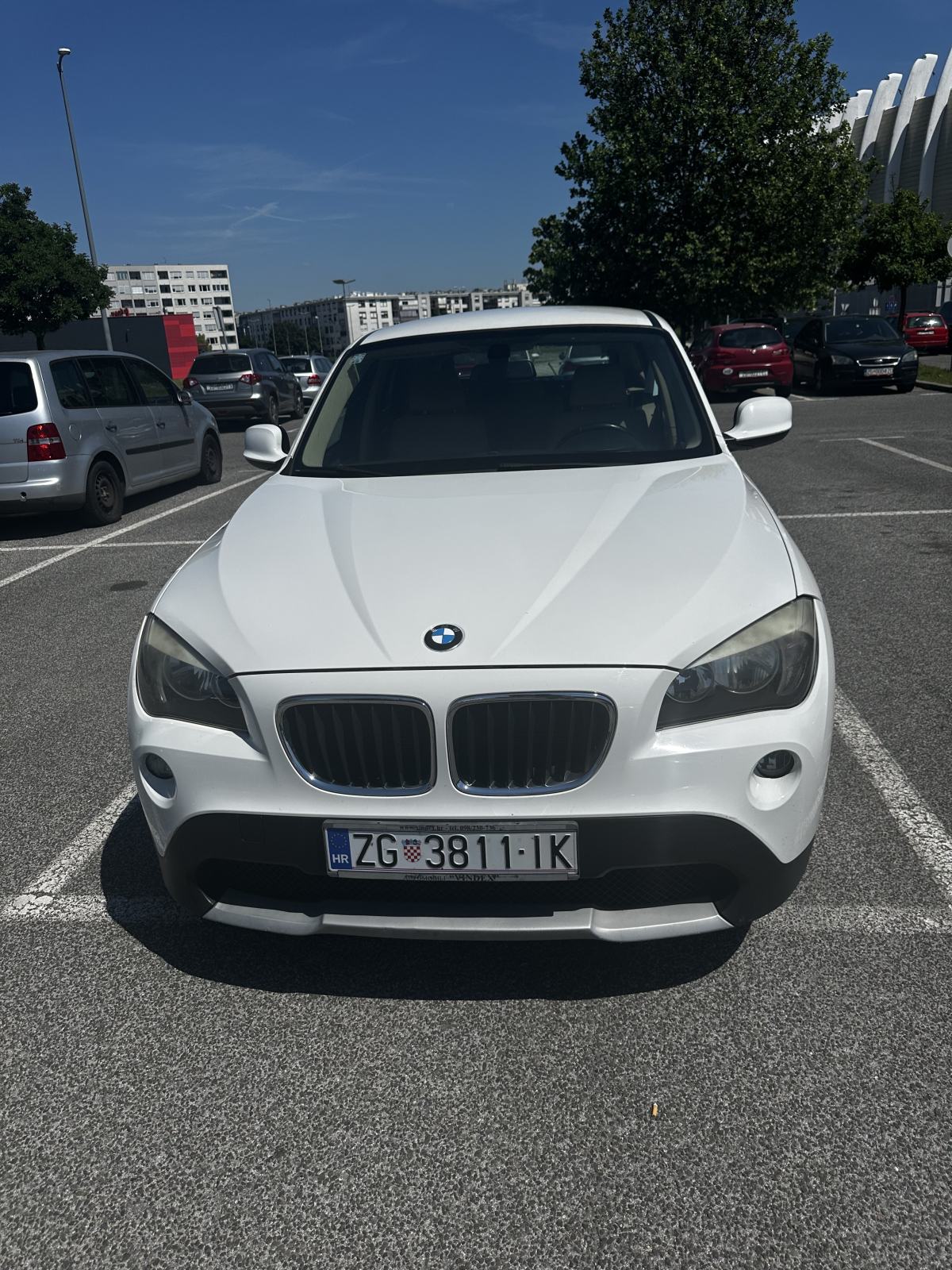 BMW X1 xDrive18d automatik, fotografija 12