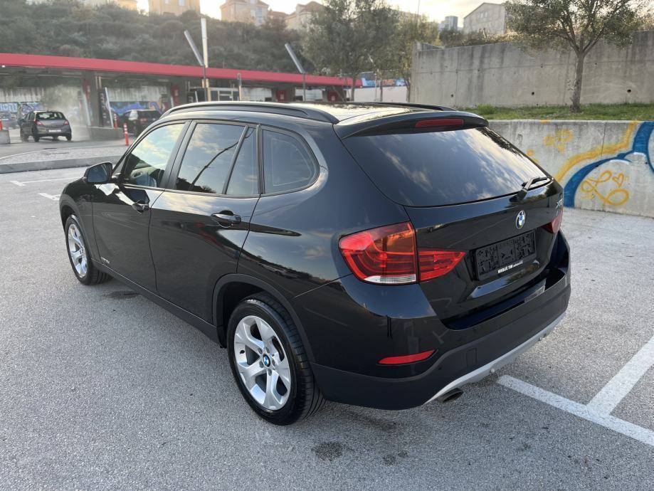 BMW X1 xDrive18d, park senzori, sport sjedala, alu 17”, fotografija 7