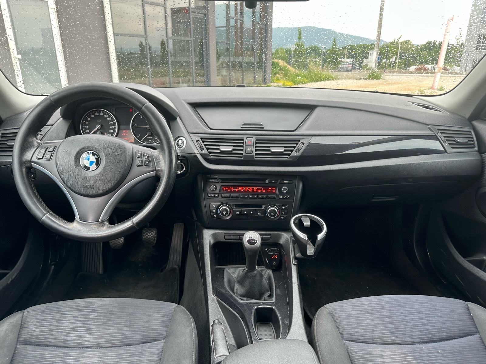 BMW X1 xDrive18d, fotografija 5