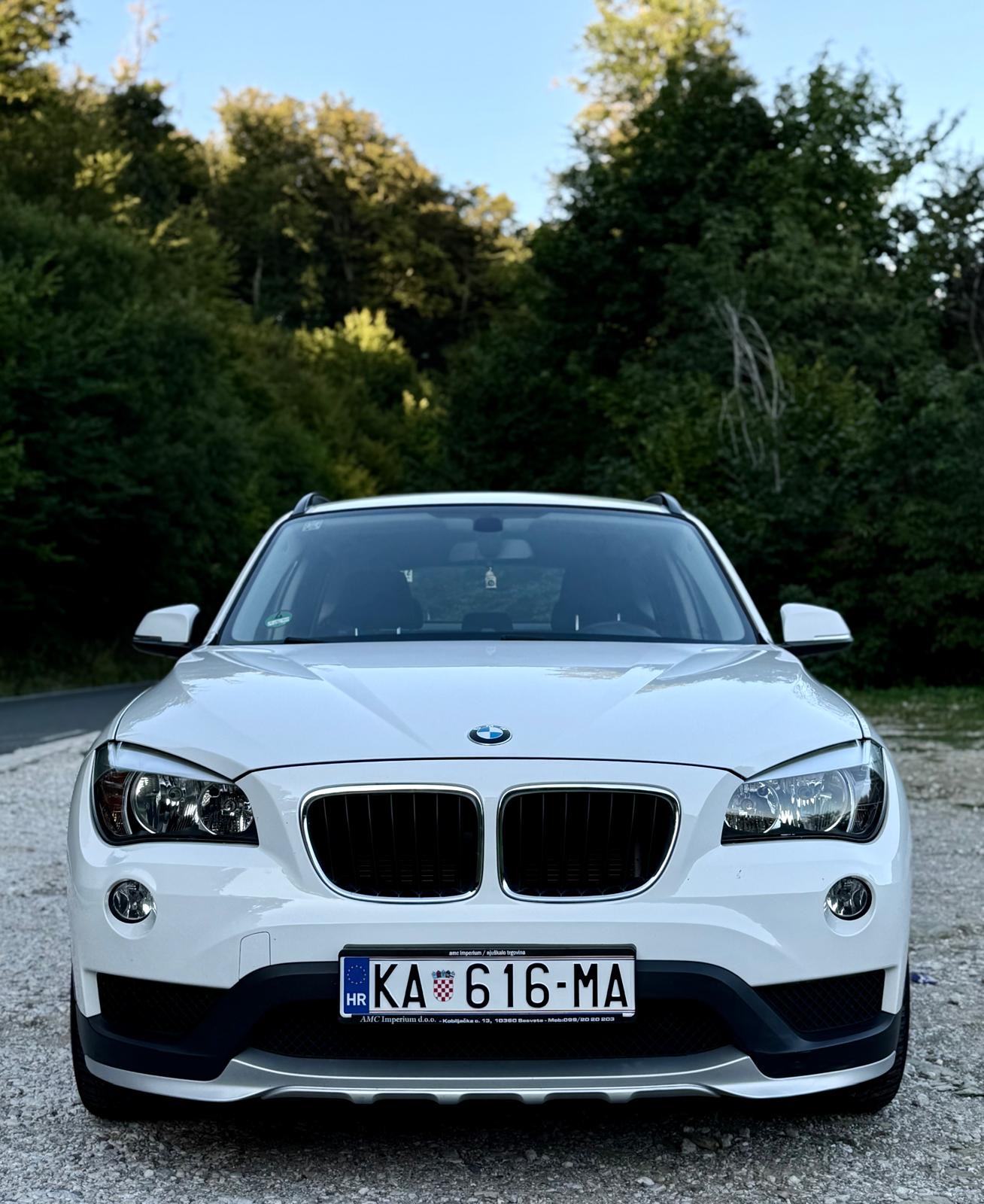 BMW X1 xDrive18d, pogled izvana - slika 1