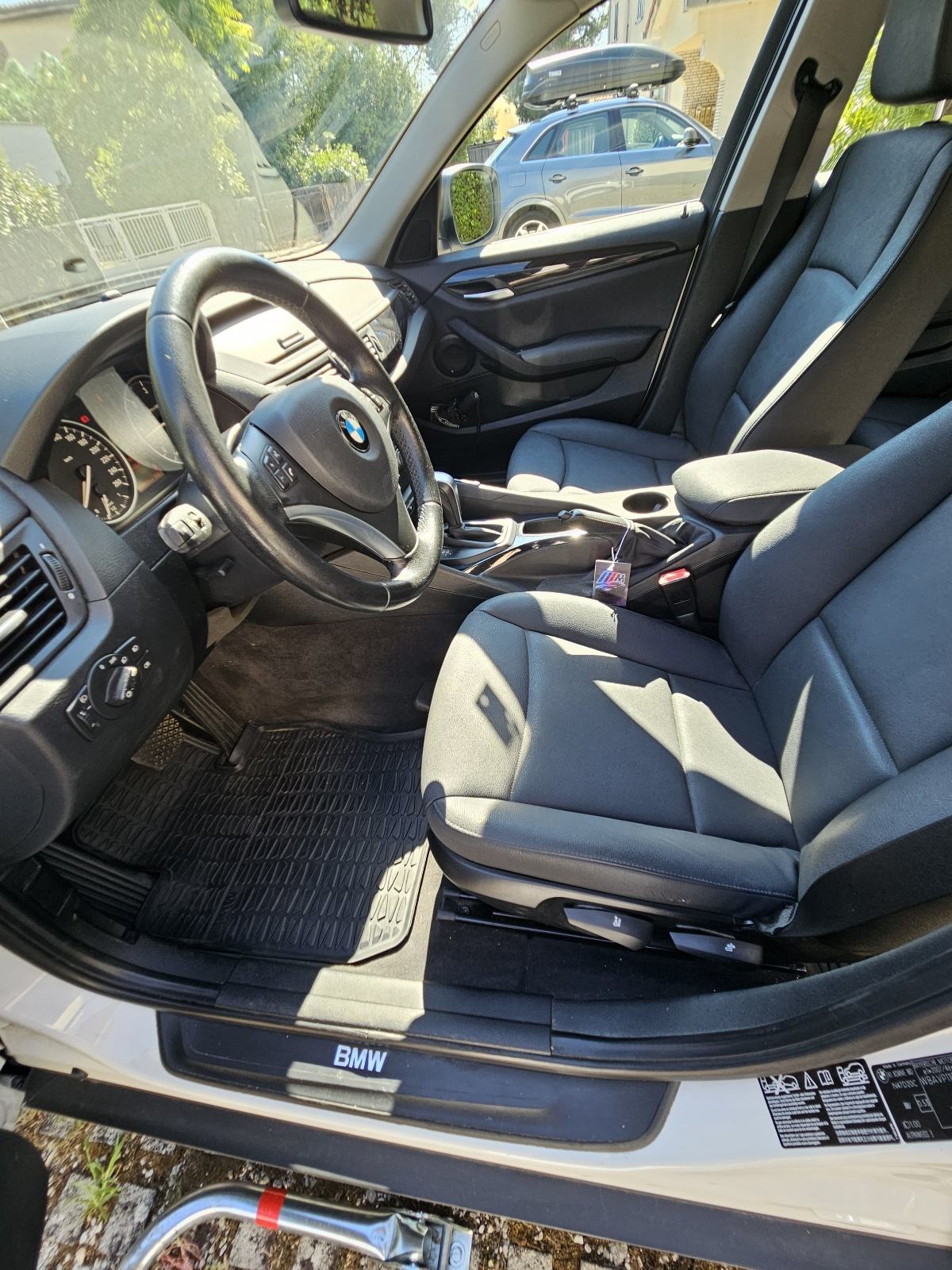 BMW X1 xDrive 18d, fotografija 8