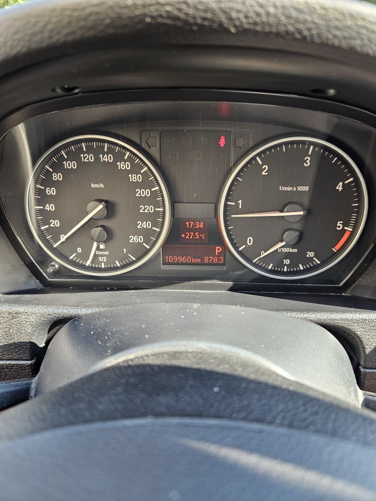 BMW X1 xDrive 18d, fotografija 6