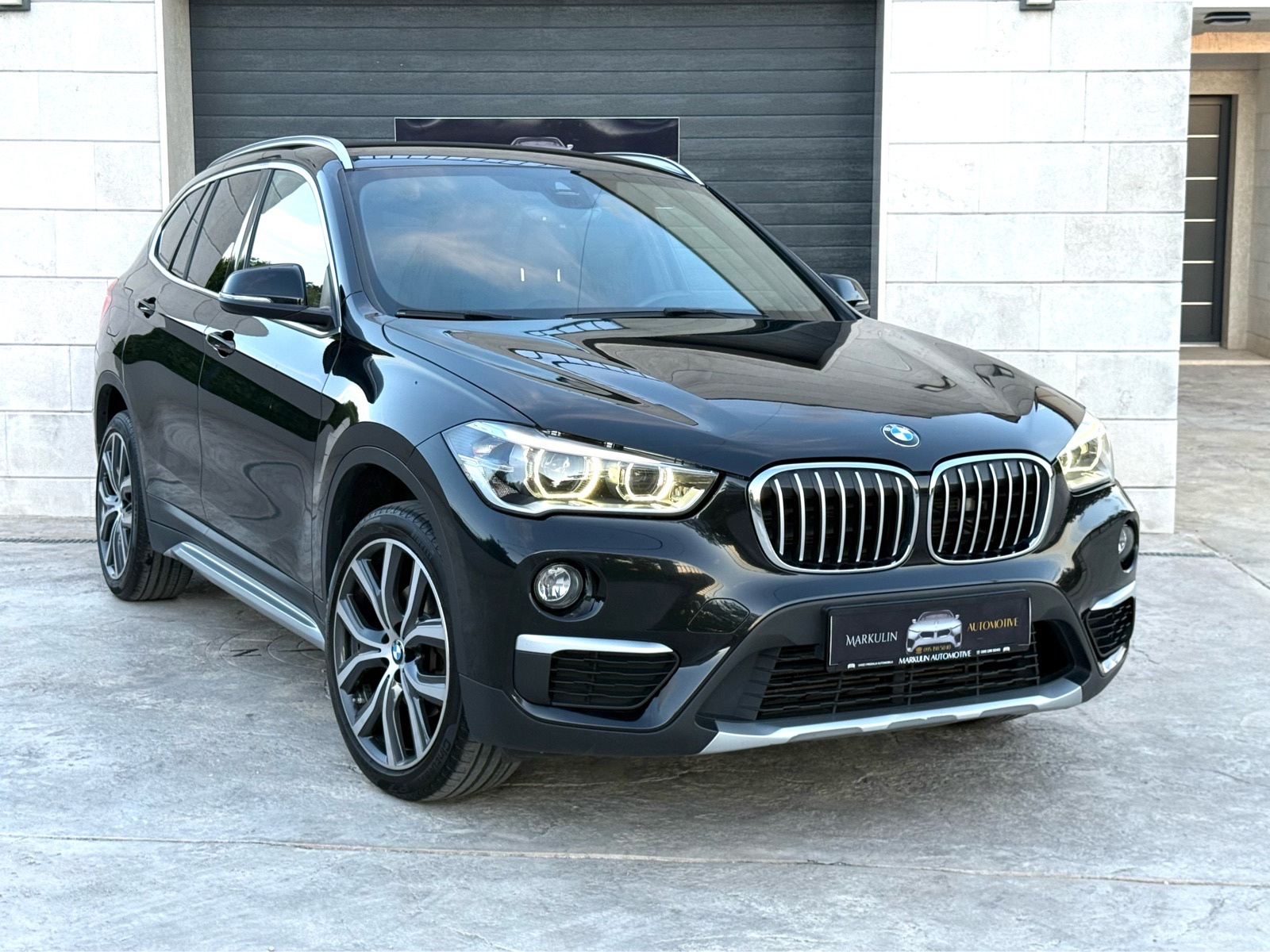BMW X1 xDrive18d - X LINE Aut. - Head up- Xenon led - NBT navi-, fotografija 3