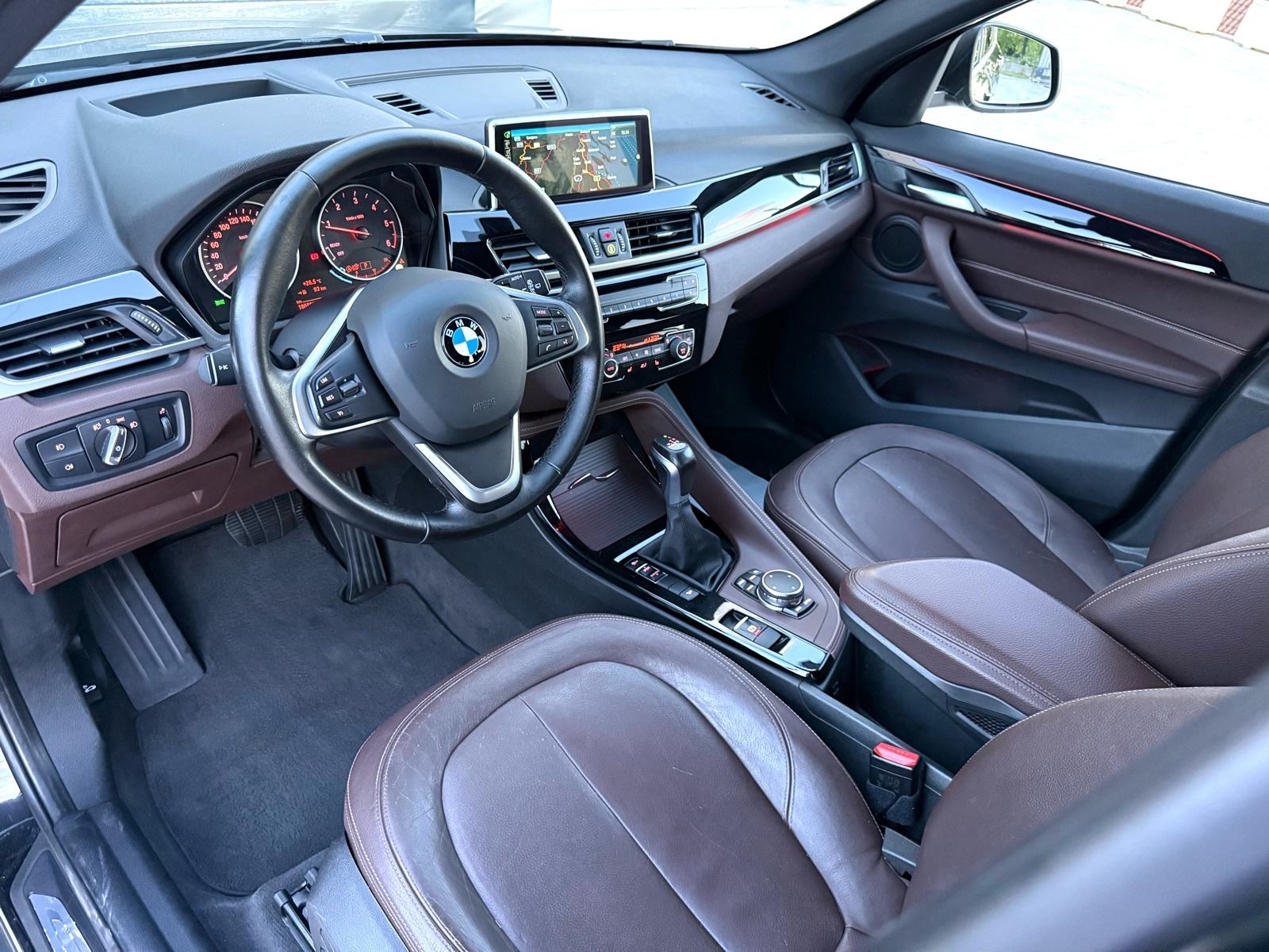 BMW X1 xDrive18d - X LINE Aut. - Head up- Xenon led - NBT navi-, fotografija 20