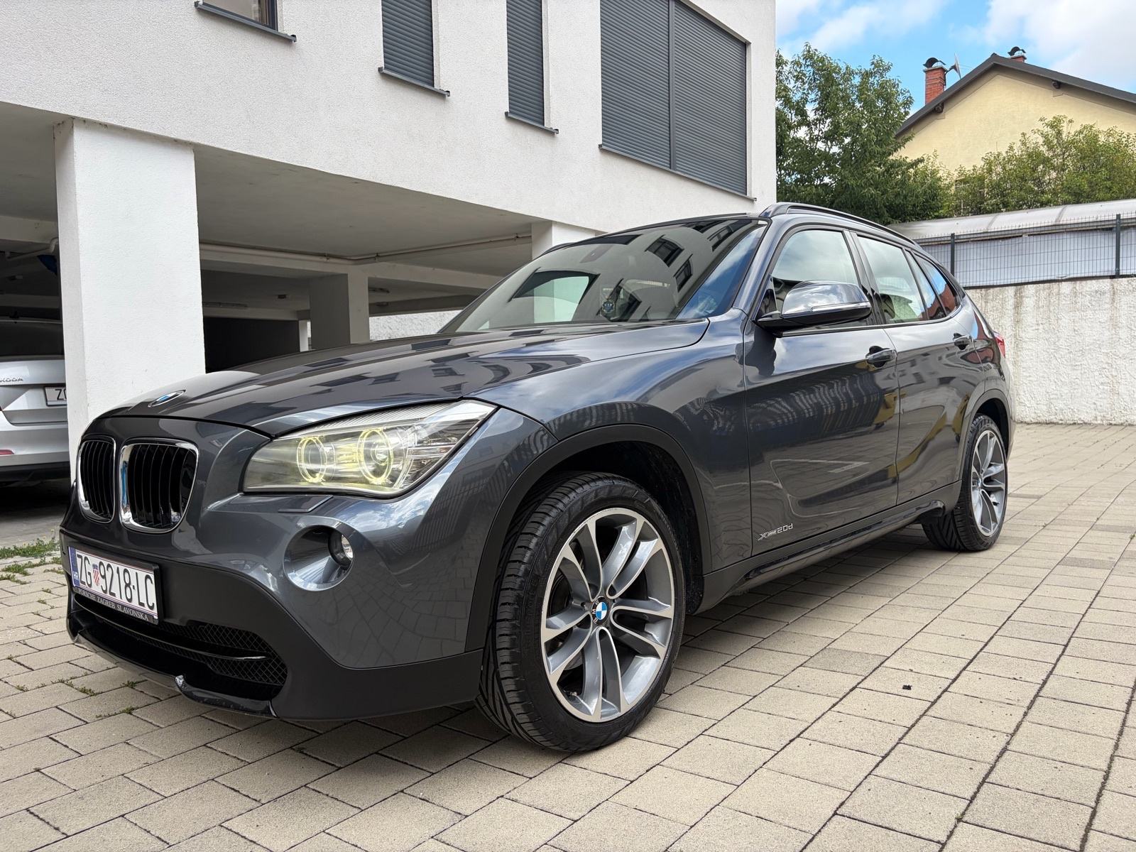 BMW X1 xDrive20d,AUTOMATIC,SPORT., fotografija 1
