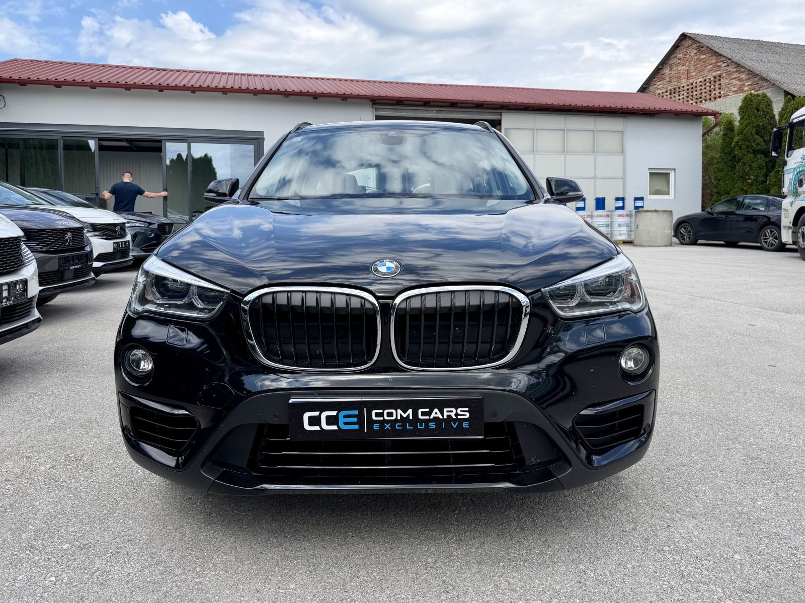 BMW X1 xDrive20d AUTOMATIK KOŽA LED SERVISNA, fotografija 2
