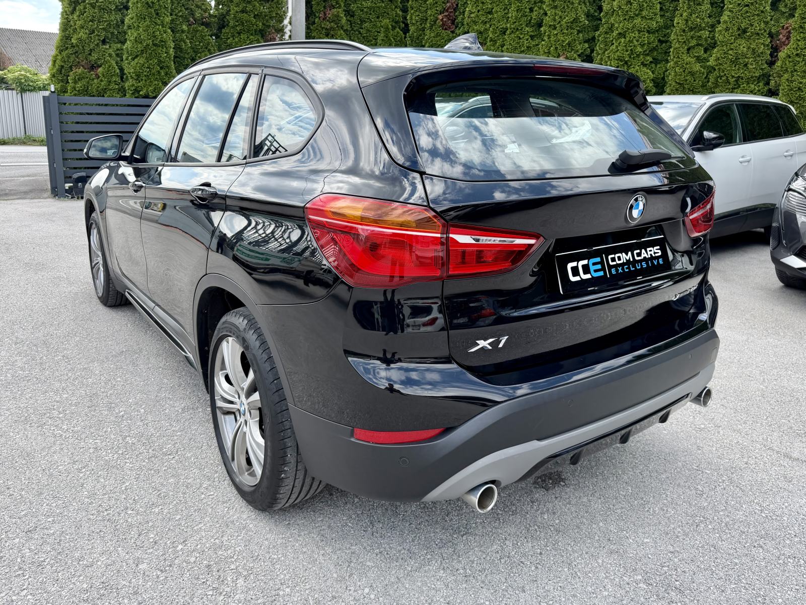 BMW X1 xDrive20d AUTOMATIK KOŽA LED SERVISNA, fotografija 3
