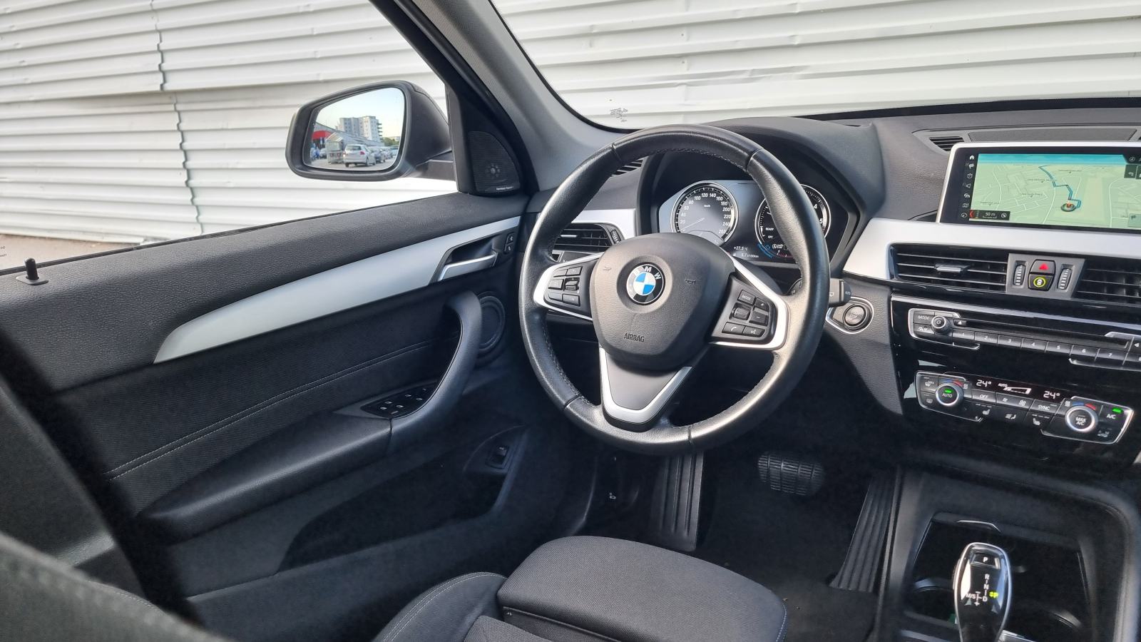 BMW X1 xDrive20d 190ks Automatik Advantage,HARMAN/KARDON, fotografija 12
