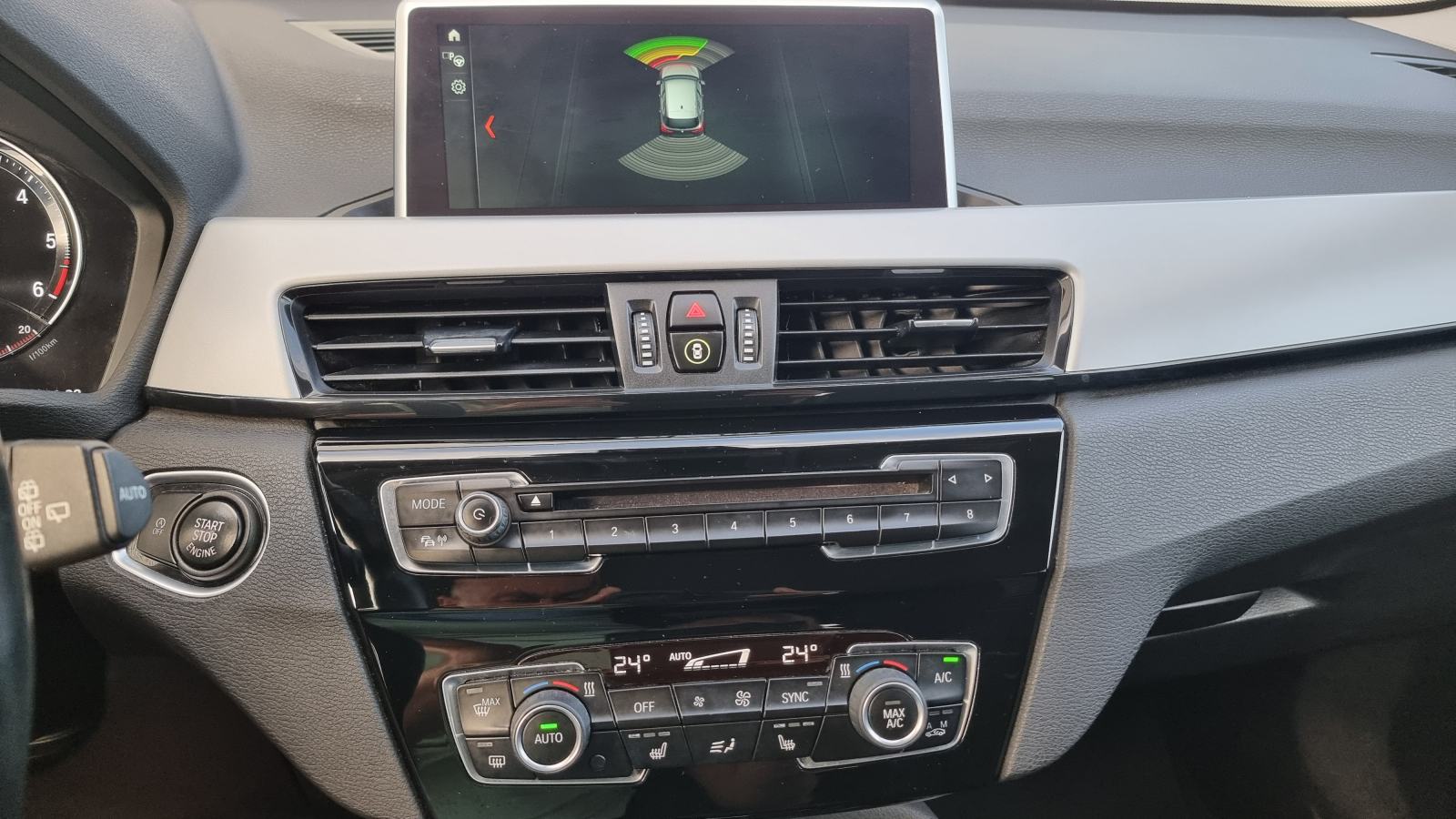 BMW X1 xDrive20d 190ks Automatik Advantage,HARMAN/KARDON, fotografija 9